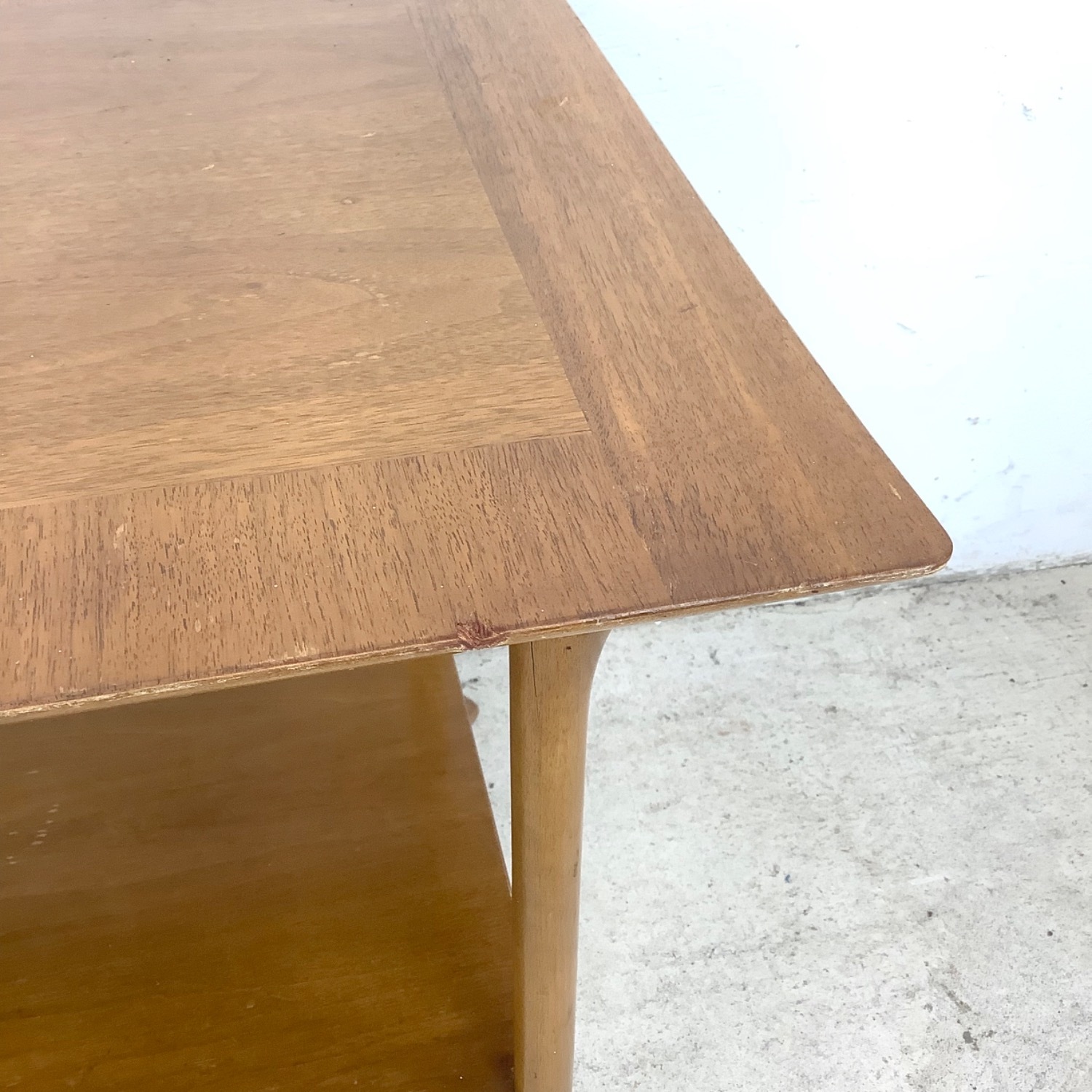 Mid-Century Table attr. TH. Robsjohn -Gibbings - image-13