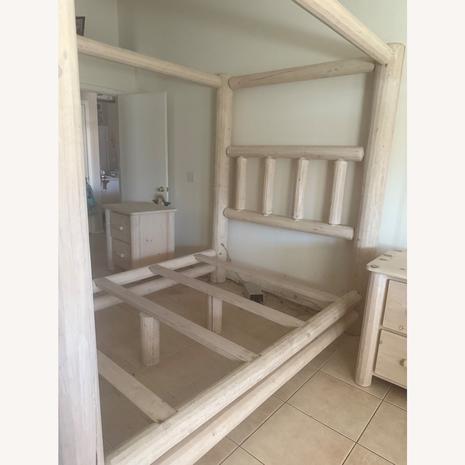 Natural Wood Log Queen Bed - image-0