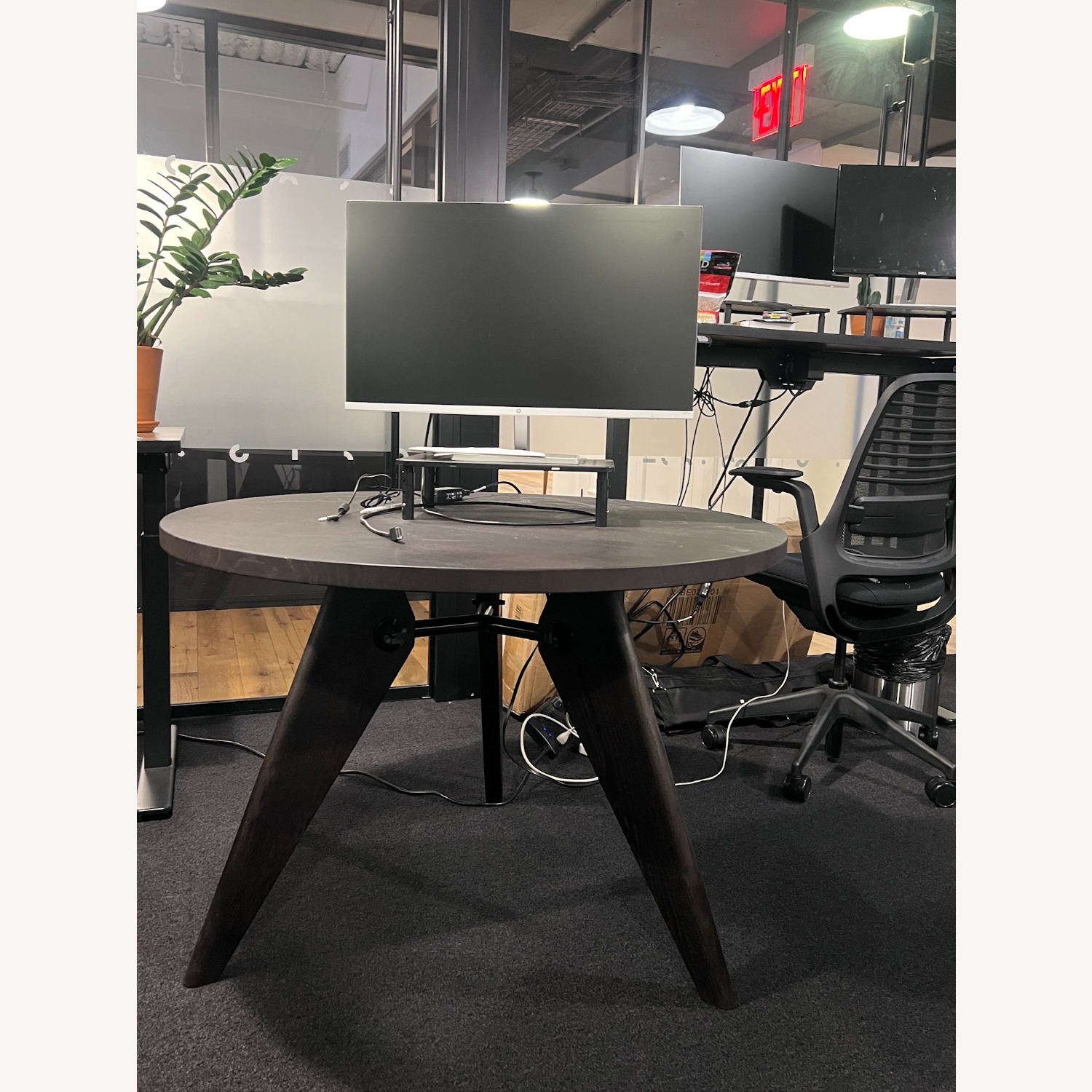 HR451 Vitra Jean Prouvé Guéridon リプロダクト Guéridon / ゲリドン