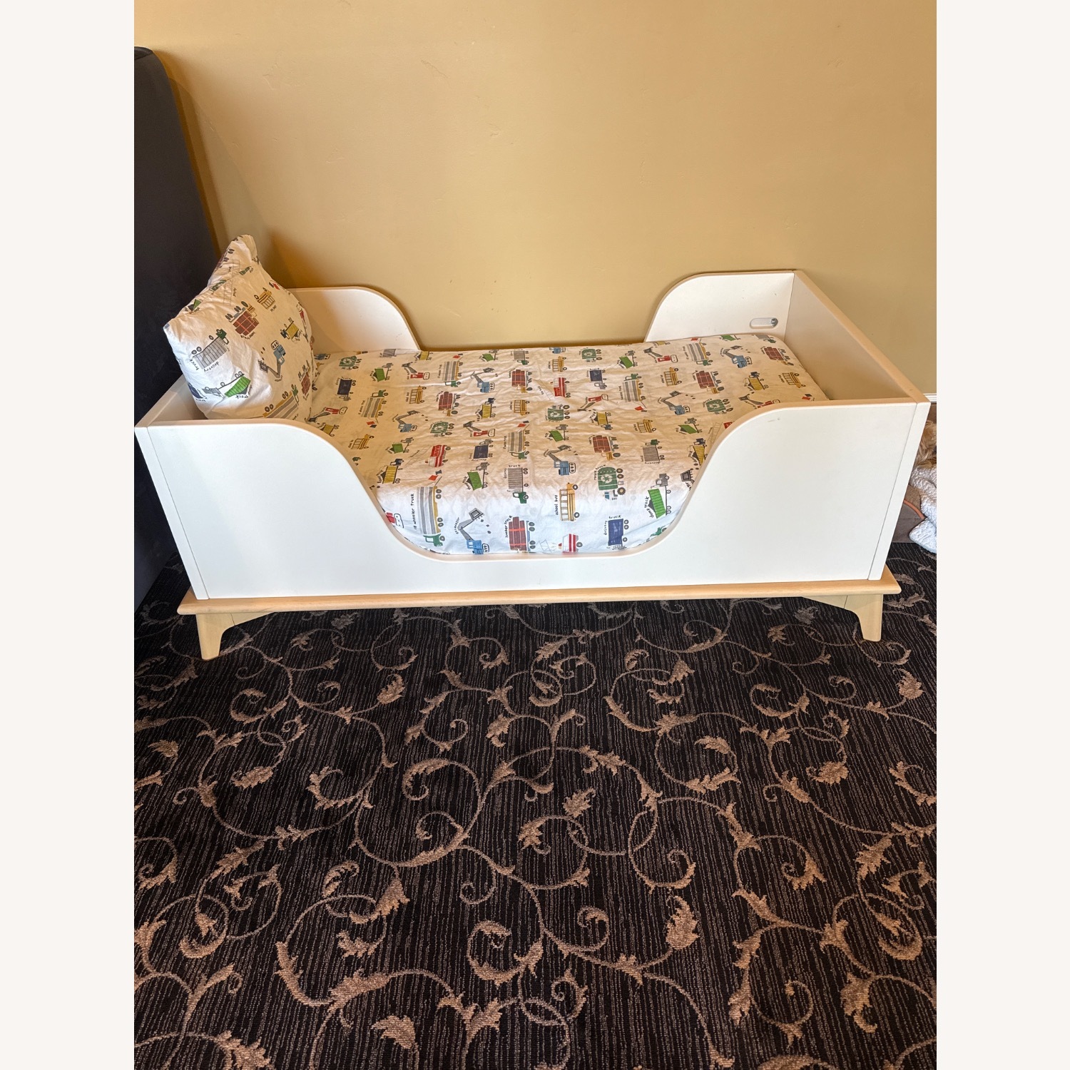 Pottery Barn Kids Sydney Complete Toddler Bed  - image-2
