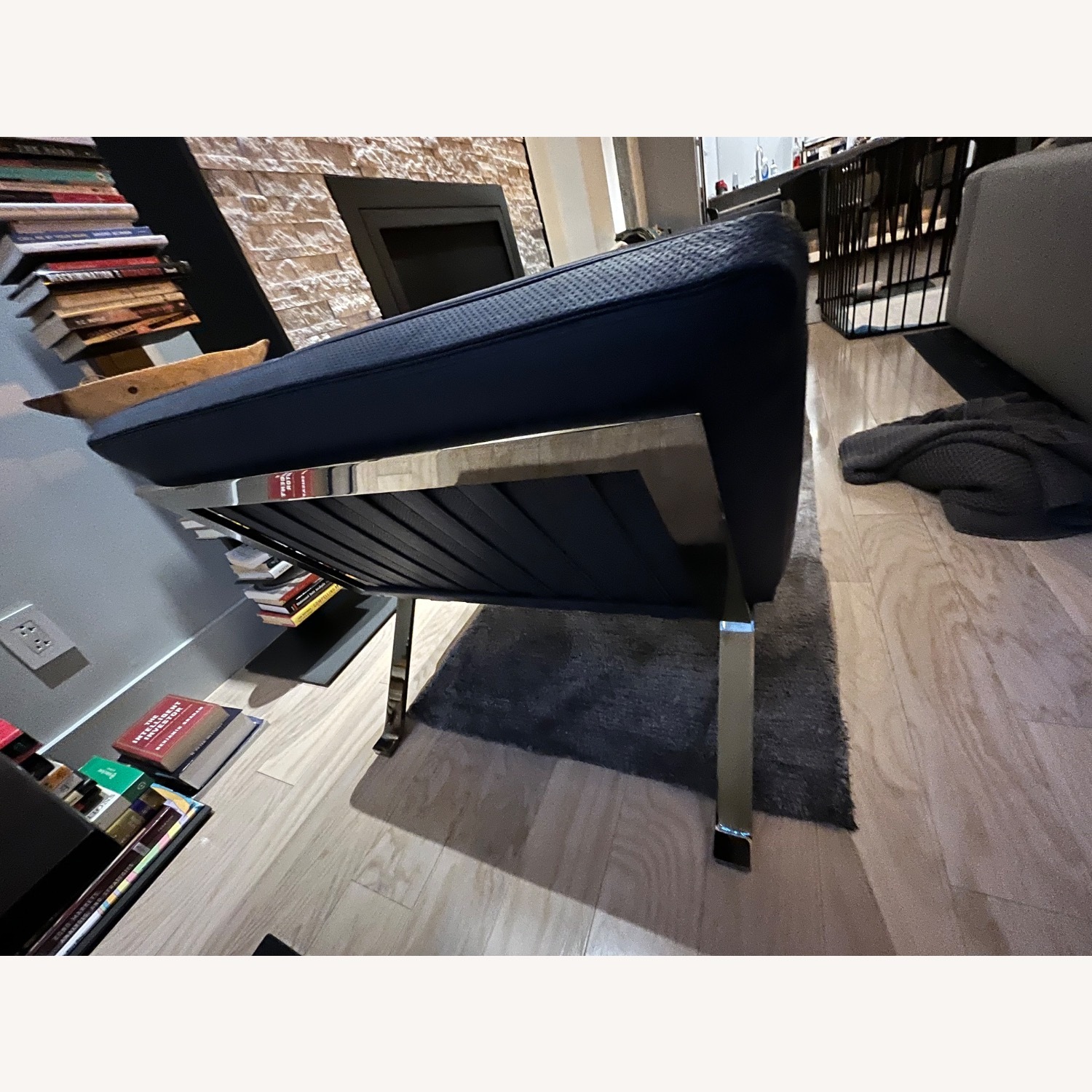 Poltrona Frau Brooklyn Armchairs Pair - image-5