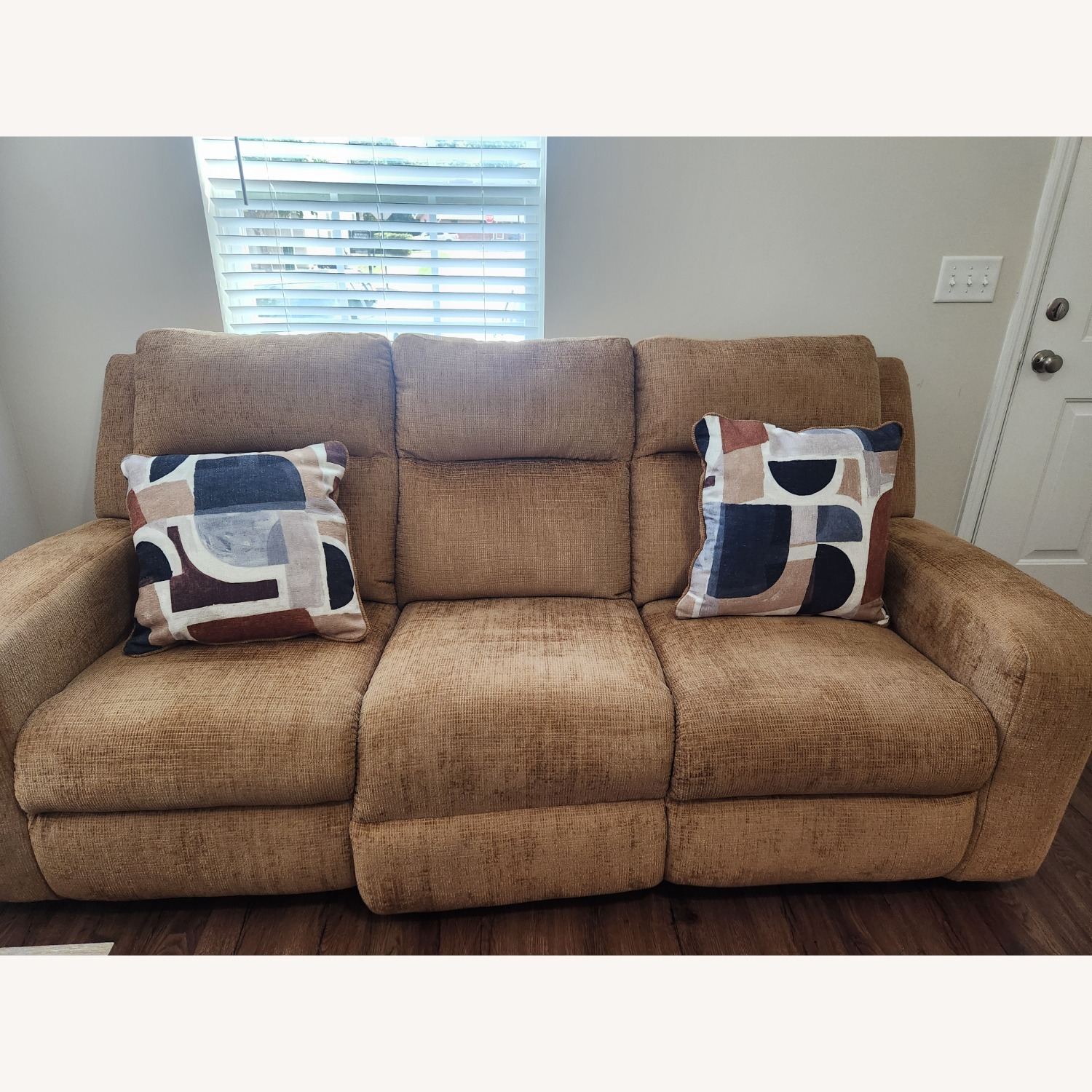 Kanlow Reclining Fabric Sofa - image-1