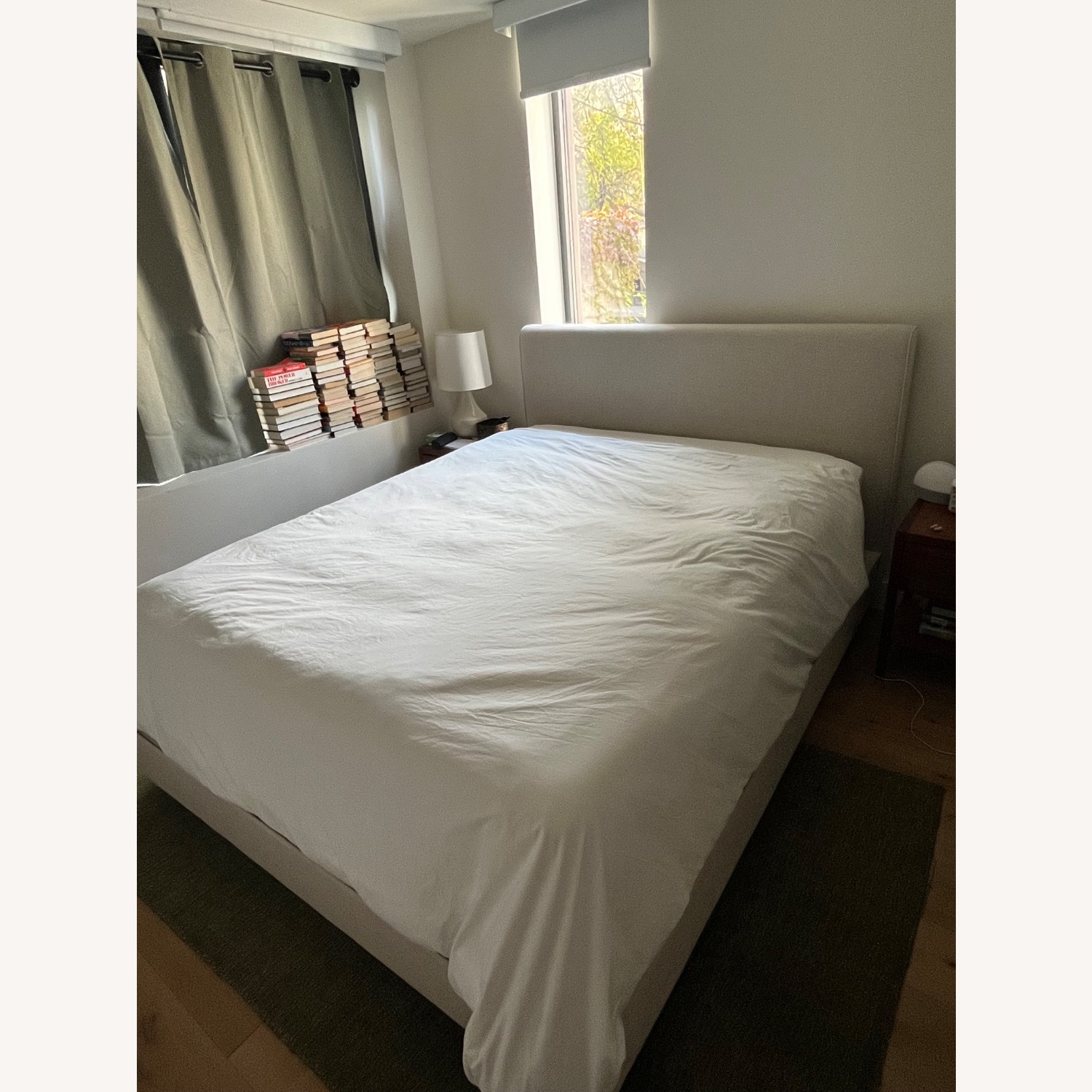 Dean Sand II Queen Upholstered Panel Bed - image-2