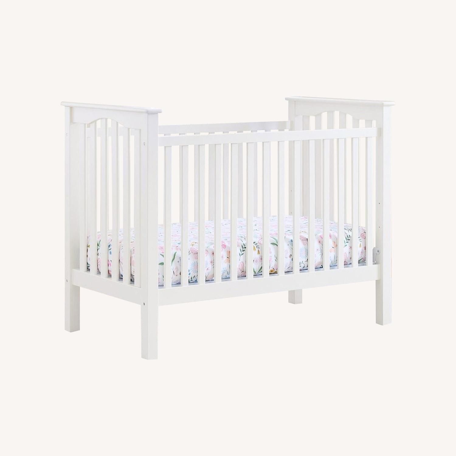 Pottery Barn Kendall Fixed Gate Crib - image-0