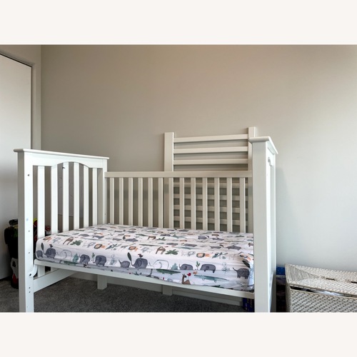 Used Pottery Barn Kendall Fixed Gate Crib for sale on AptDeco
