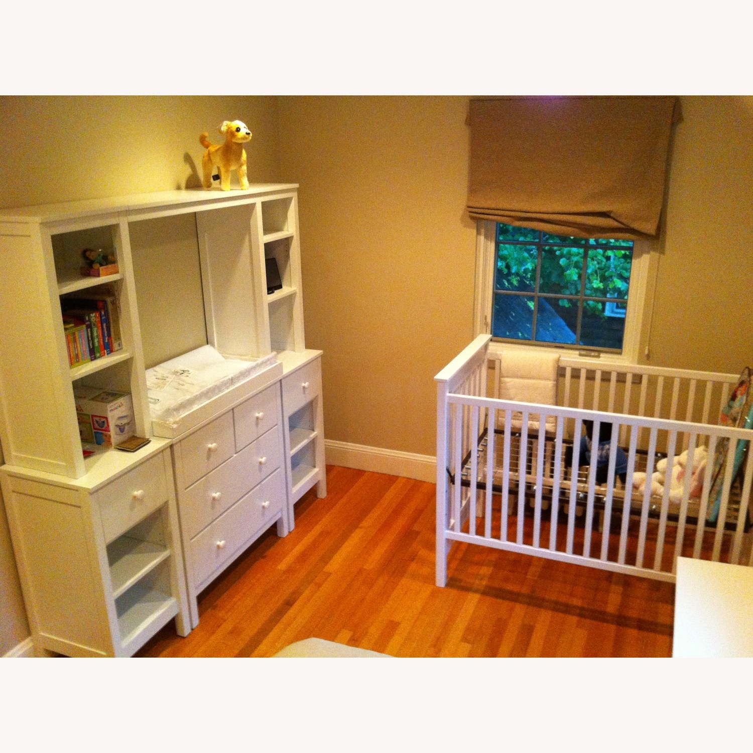 Crate & Kids Land Of Nod Crib - image-2