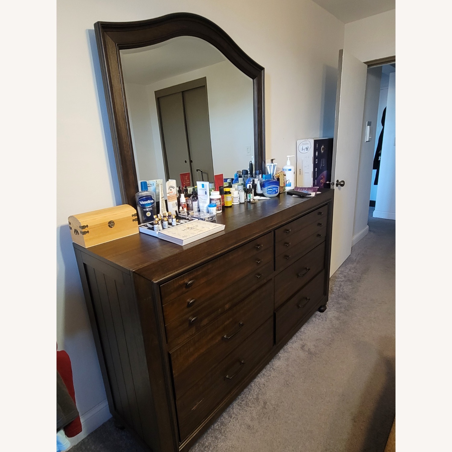 Raymour & Flanigan Queen Size Bed + Adjustable Base - image-6