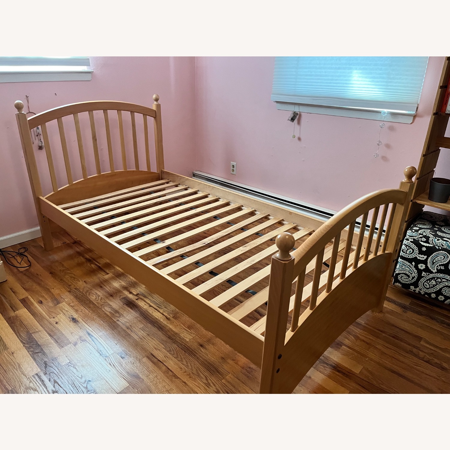 Natural Maple Wood Twin Bed - image-3