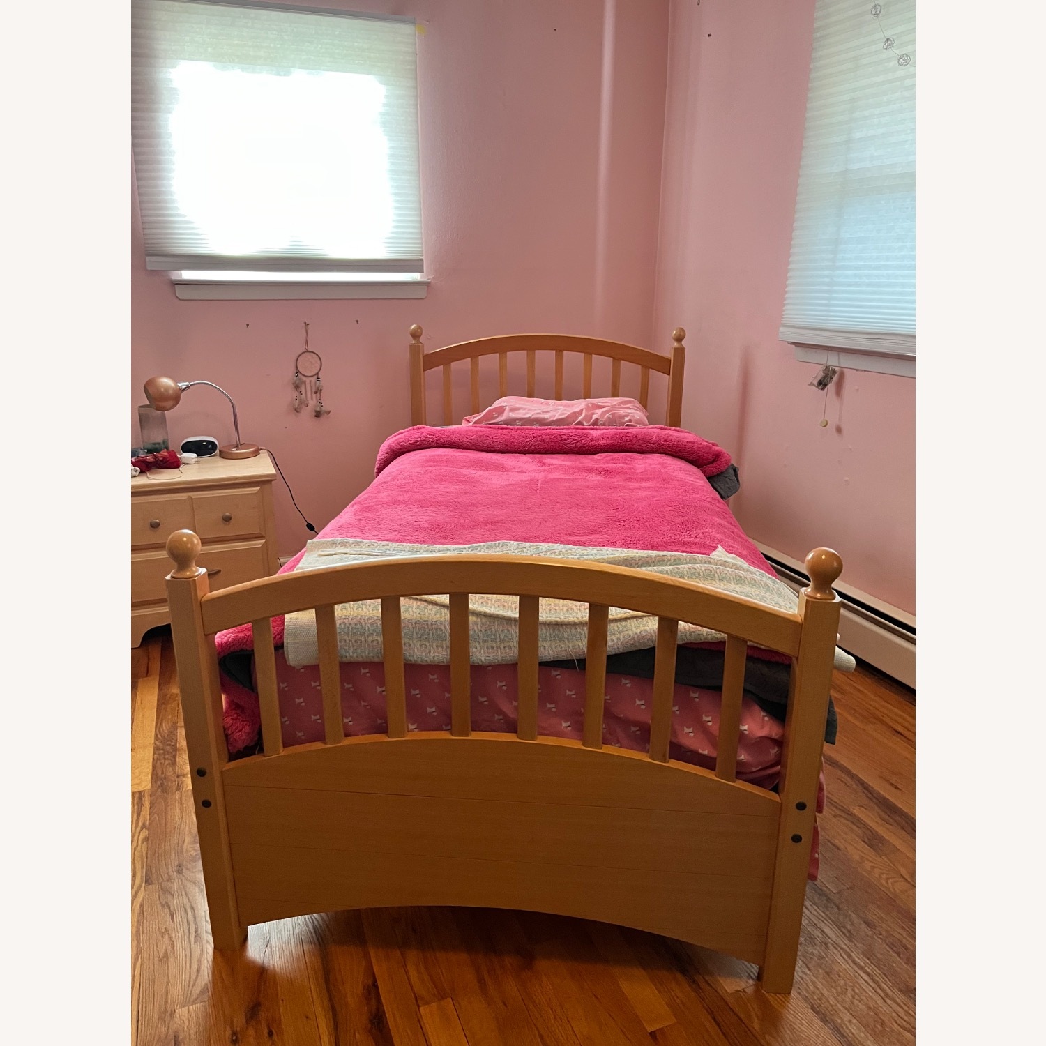 Natural Maple Wood Twin Bed - image-1