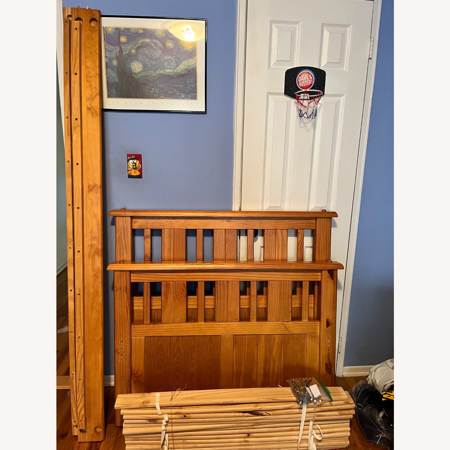 Twin Solid Oak Bed - image-2