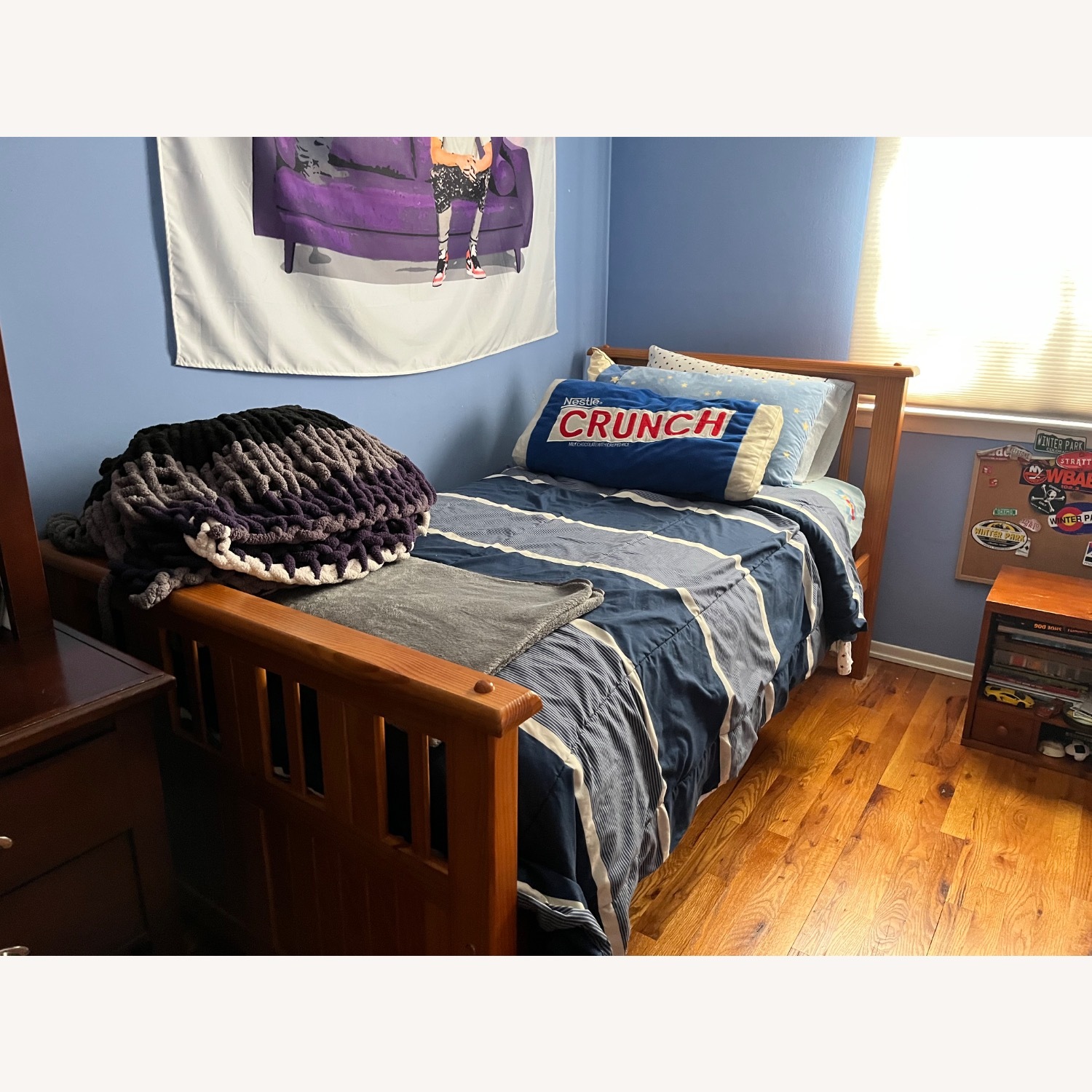 Twin Solid Oak Bed - image-6