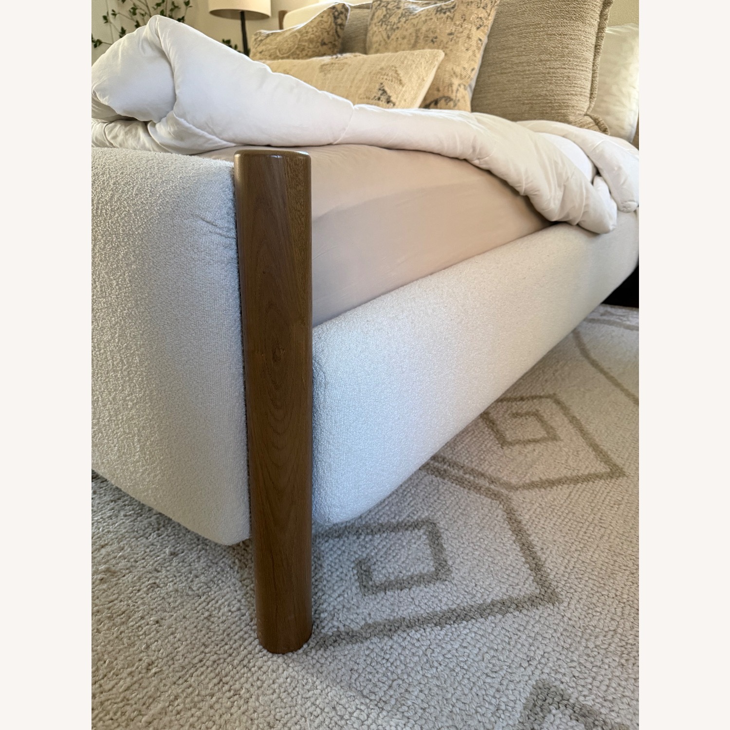 Crate & Barrel Goleta Bouclé White Boucle King Bed - image-4