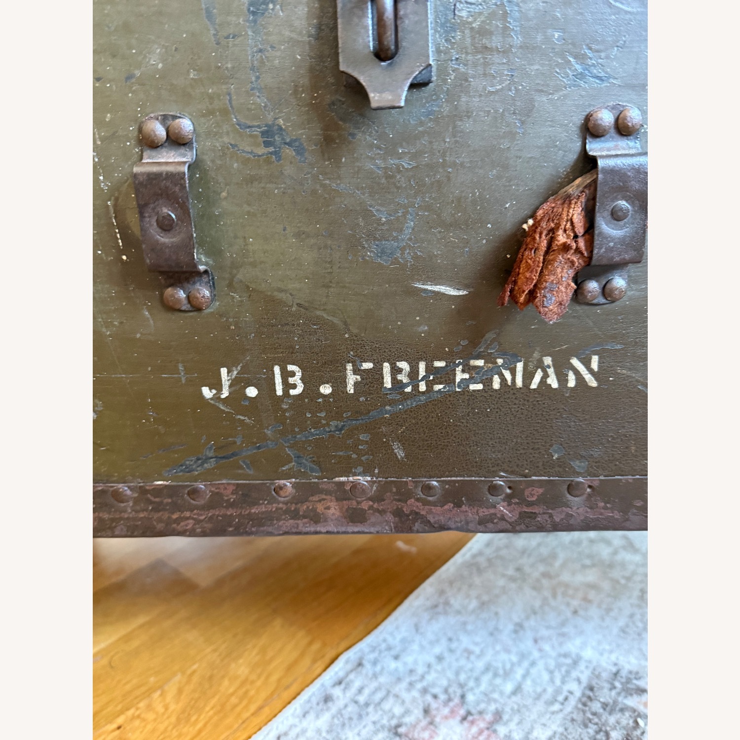 Vintage WWII Military Trunk  - image-5
