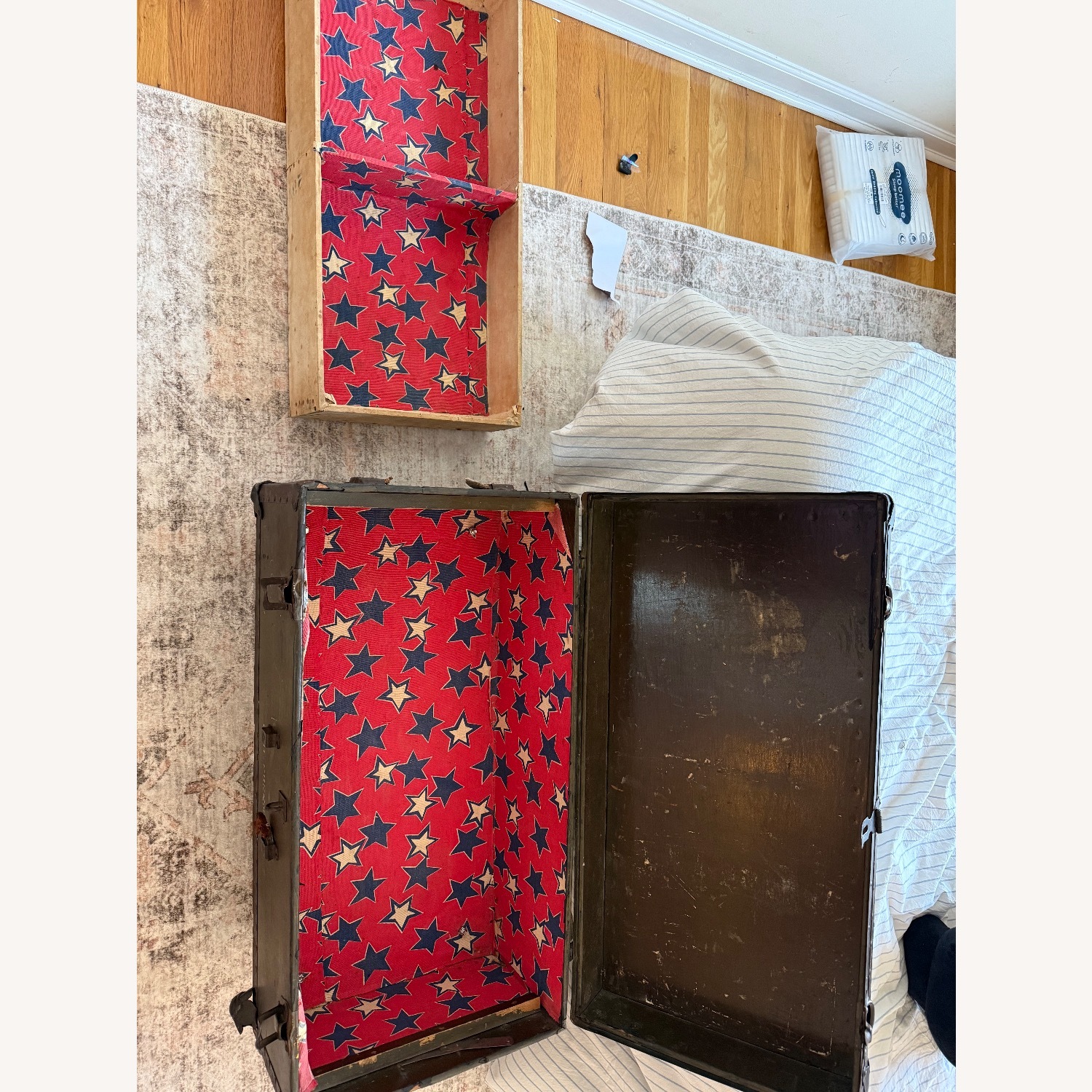 Vintage WWII Military Trunk  - image-13