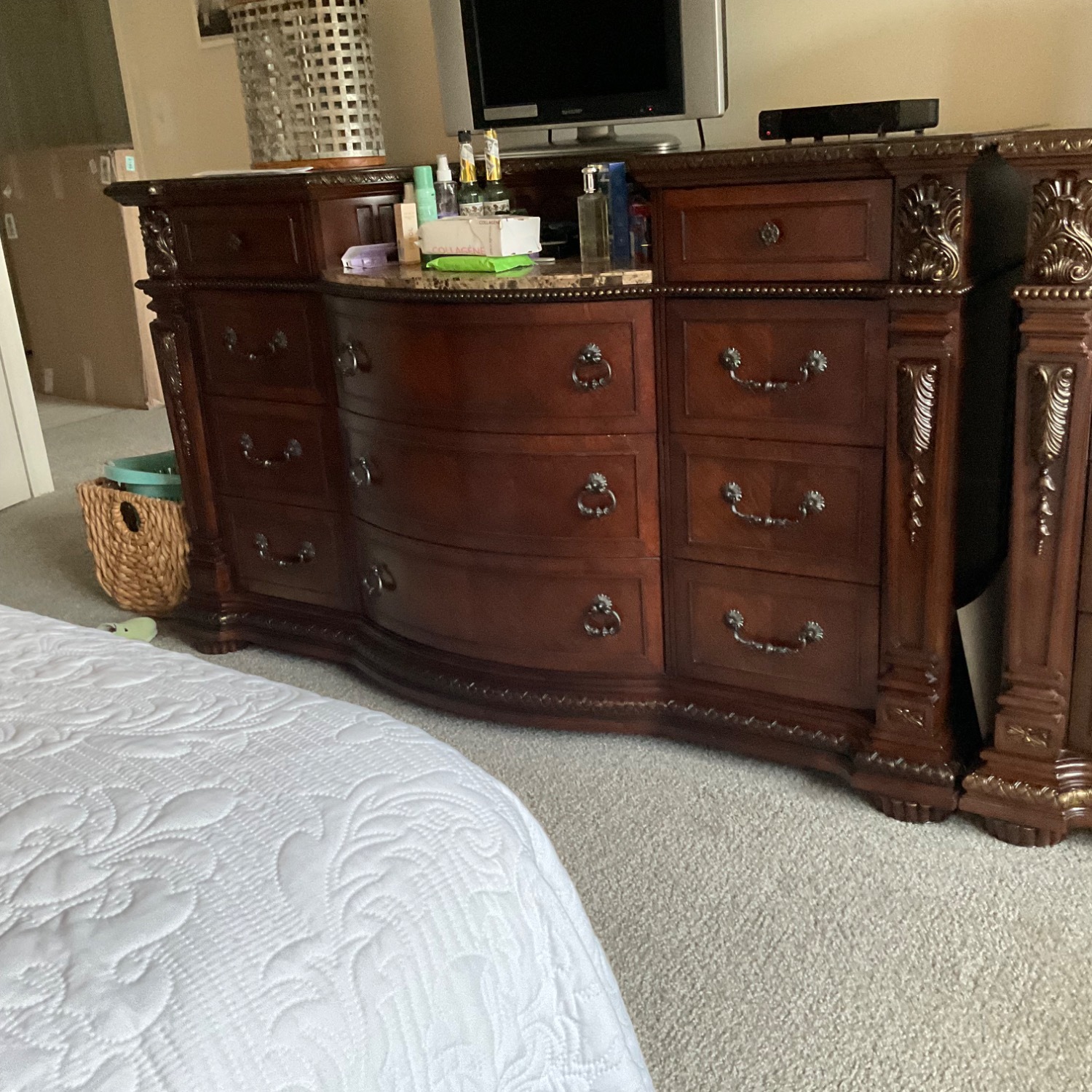 Raymour & Flanigan Wilshire Bedroom Dresser - image-2