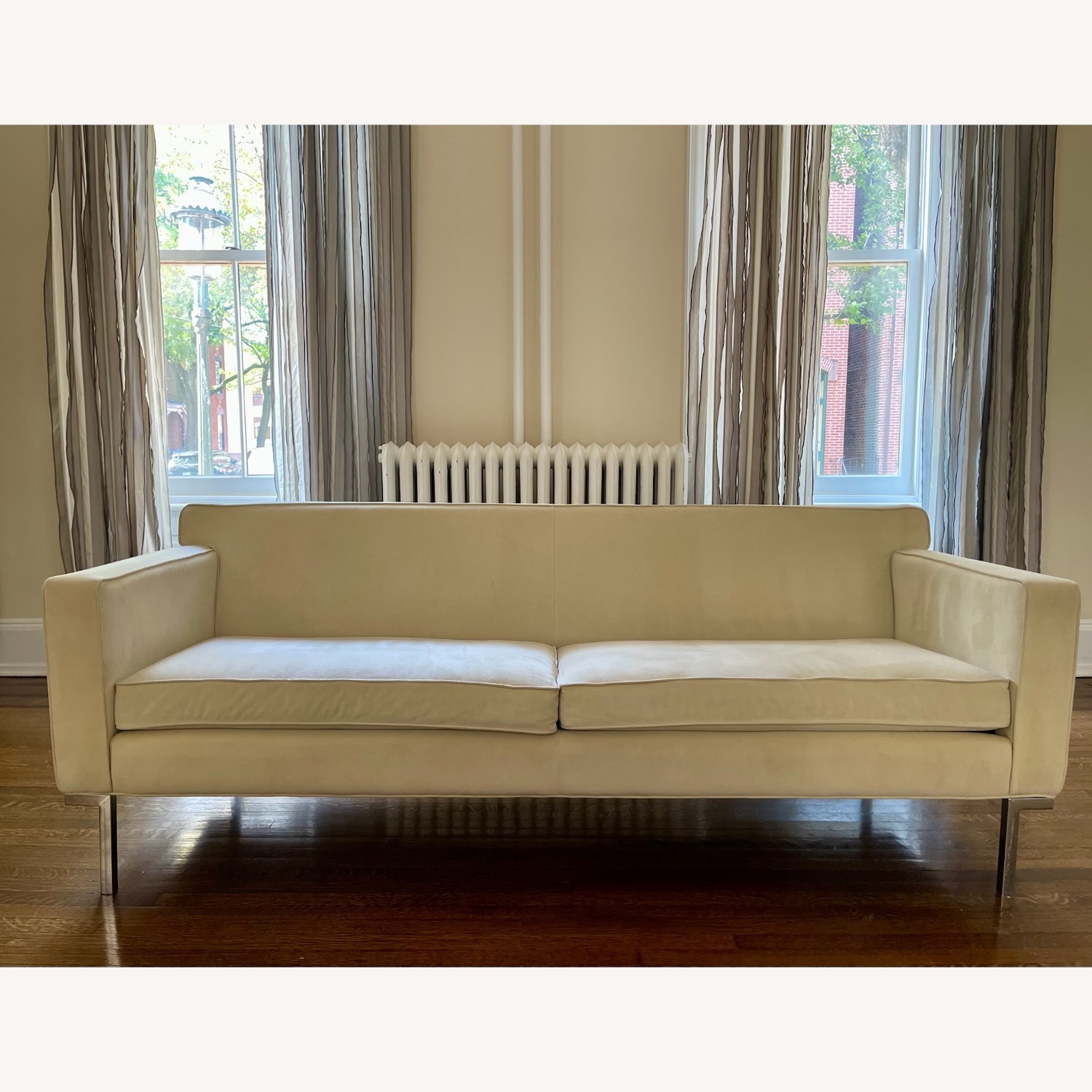 Design Within Reach White Fabric 3+ Seater Sofa - image-1