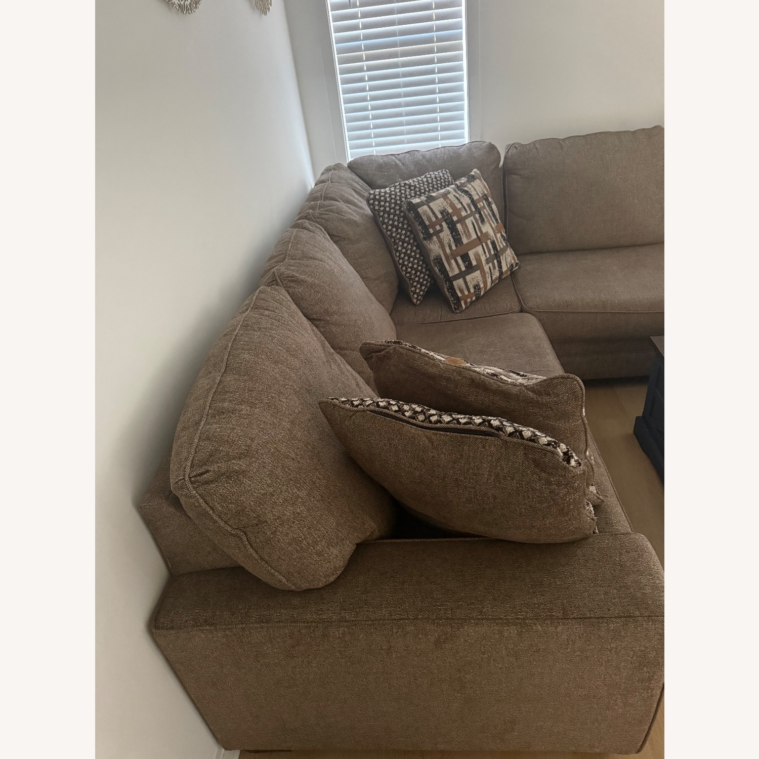 Value City Furniture Sofa  - image-5