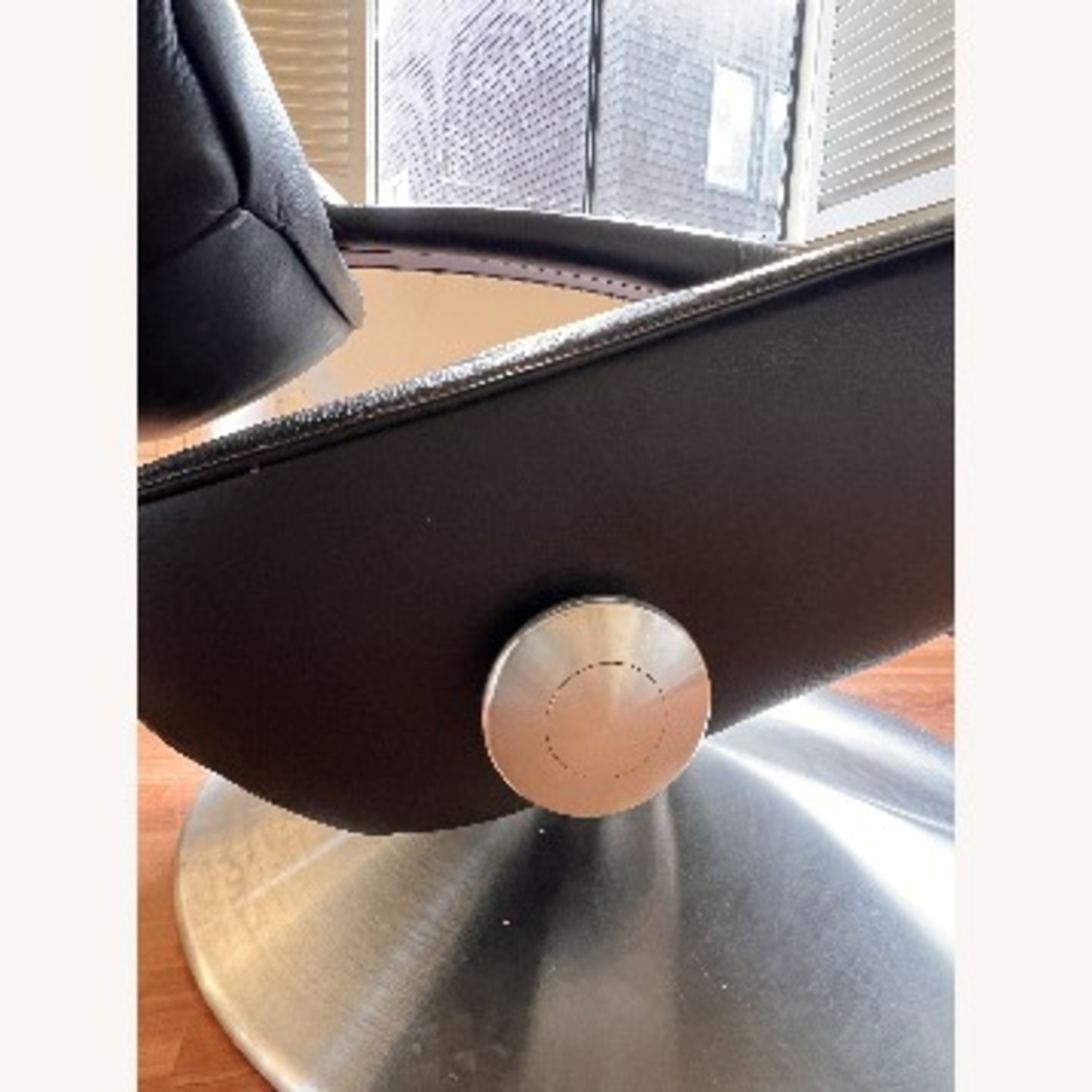 De Sede Ds255 Dark Brown Leather Chair and a Half - image-4