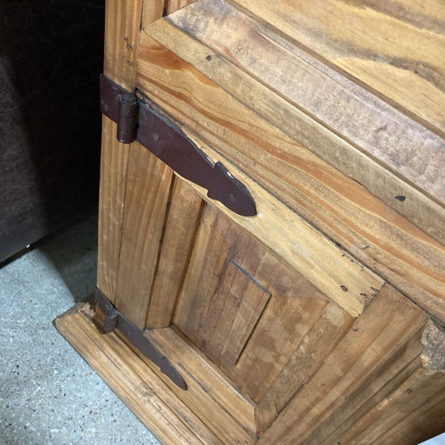 Rustic Pine 1-Drawer w Lower Cabinet Nigthstand - image-8