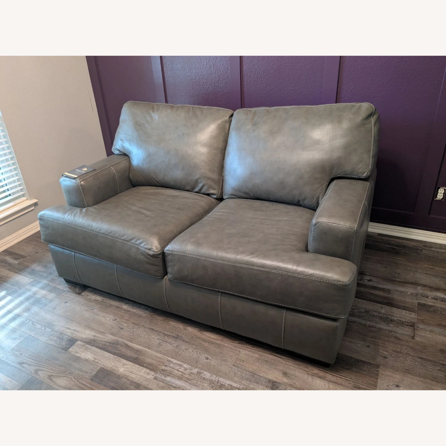 Dallas Sofa Company Gray Leather Loveseat - image-3