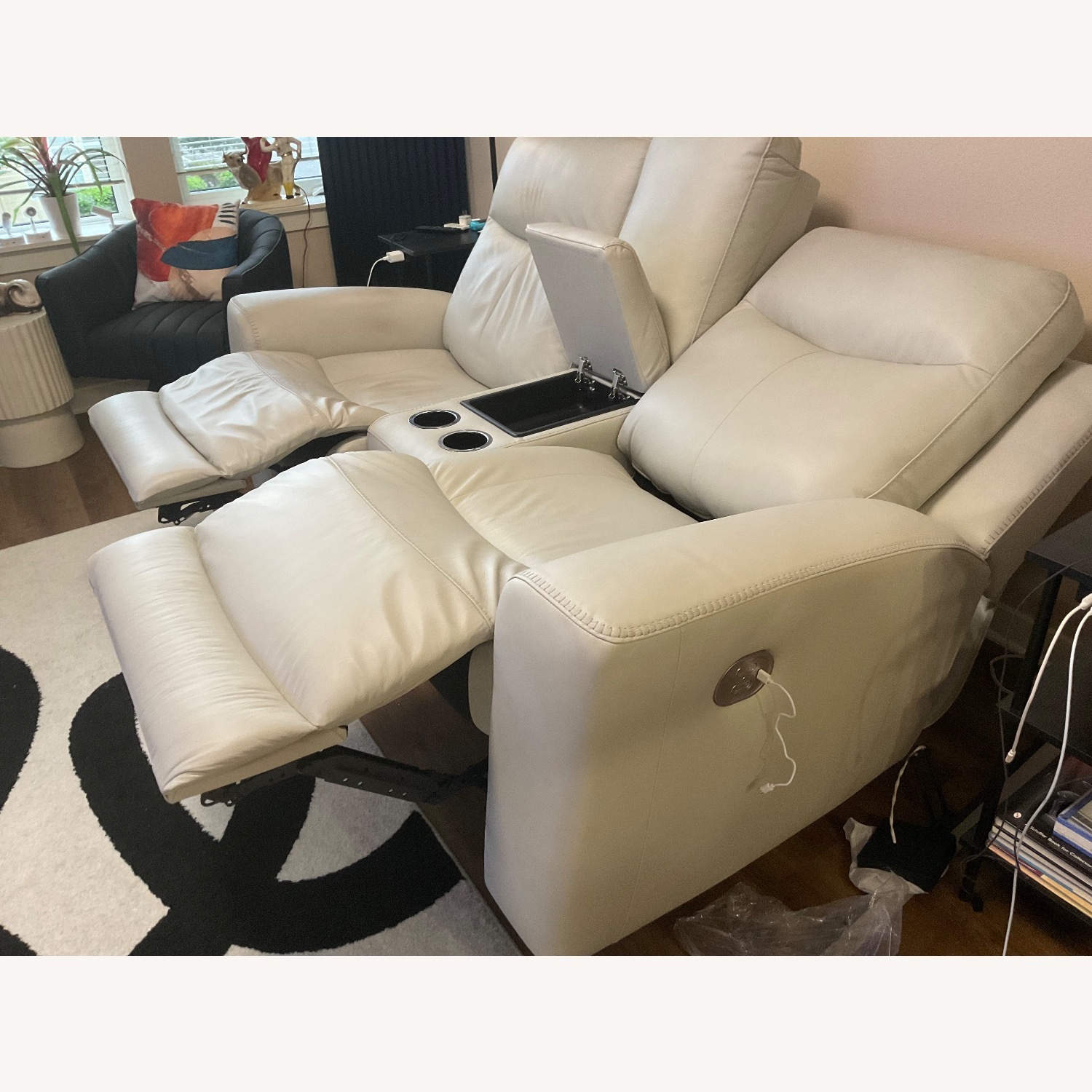 Ashley Mindanao Cream Leather 2 Seater Reclining Sofa - image-5