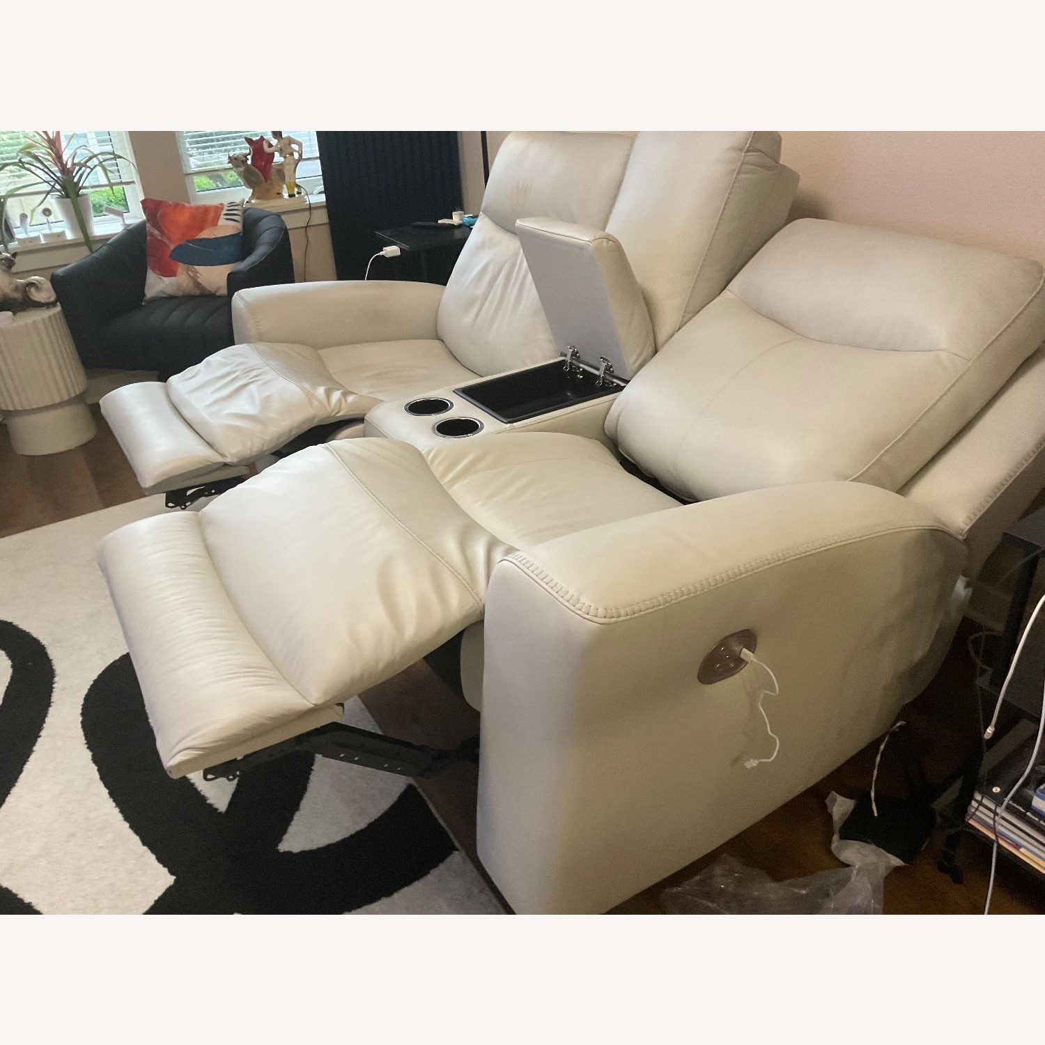 Ashley Mindanao Cream Leather 2 Seater Reclining Sofa - image-6