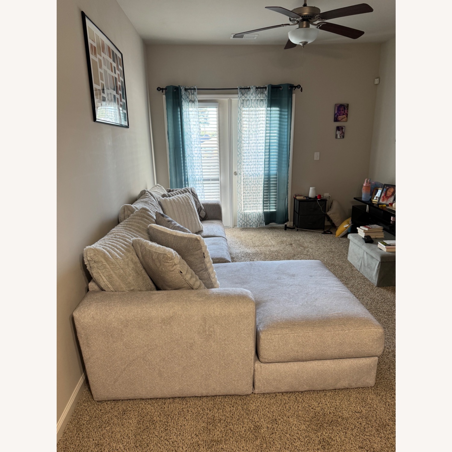 Rooms To Go Light Gray 2 Piece Sectional - image-2