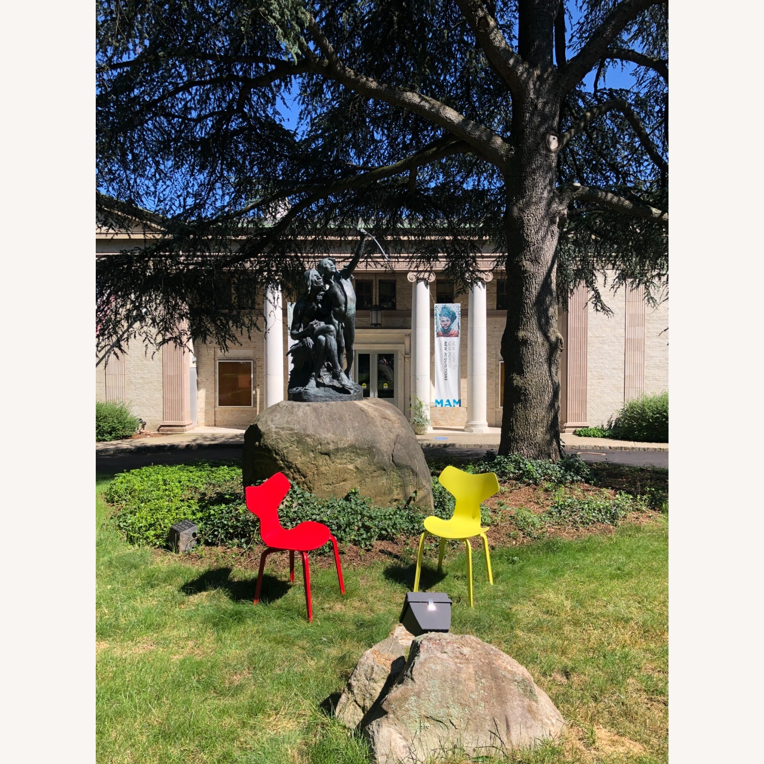 Elevate Your Home with Lively Color – Designer Chairs. - image-4