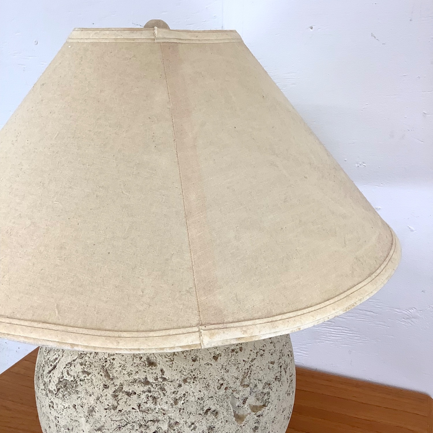 Postmodern Coral Stone Orb Lamp - image-10