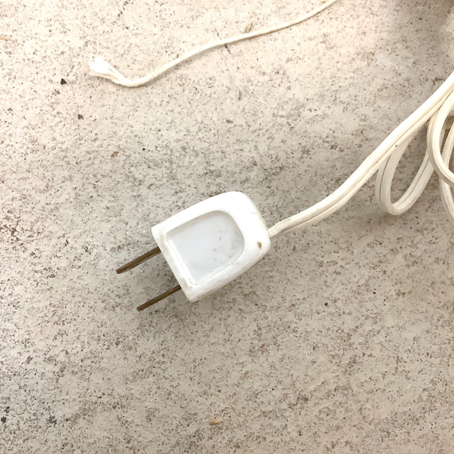 Vintage Modern Stone Obelisk Floor Lamp - image-11