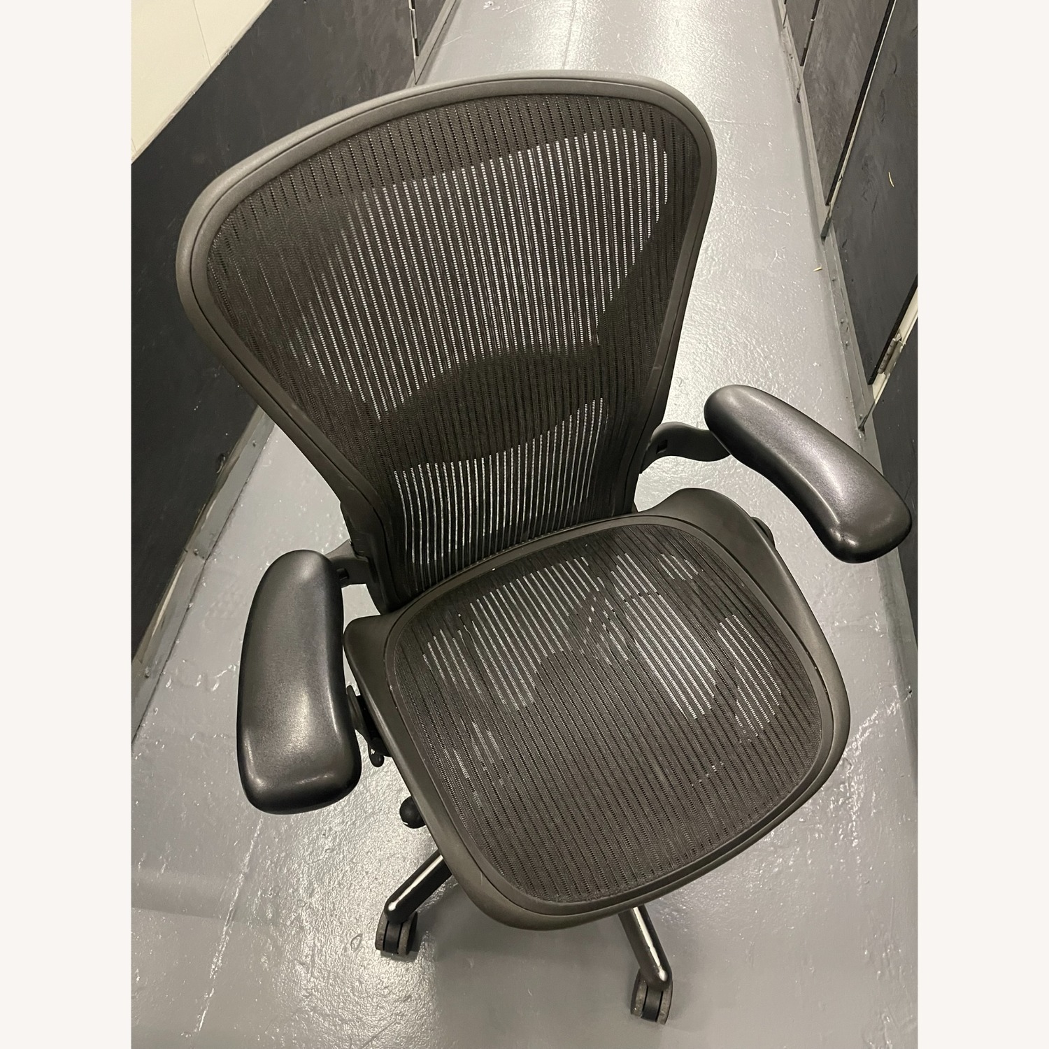 Herman Miller Aeron Office Chair - image-2