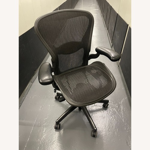 Used Herman Miller Aeron Office Chair for sale on AptDeco