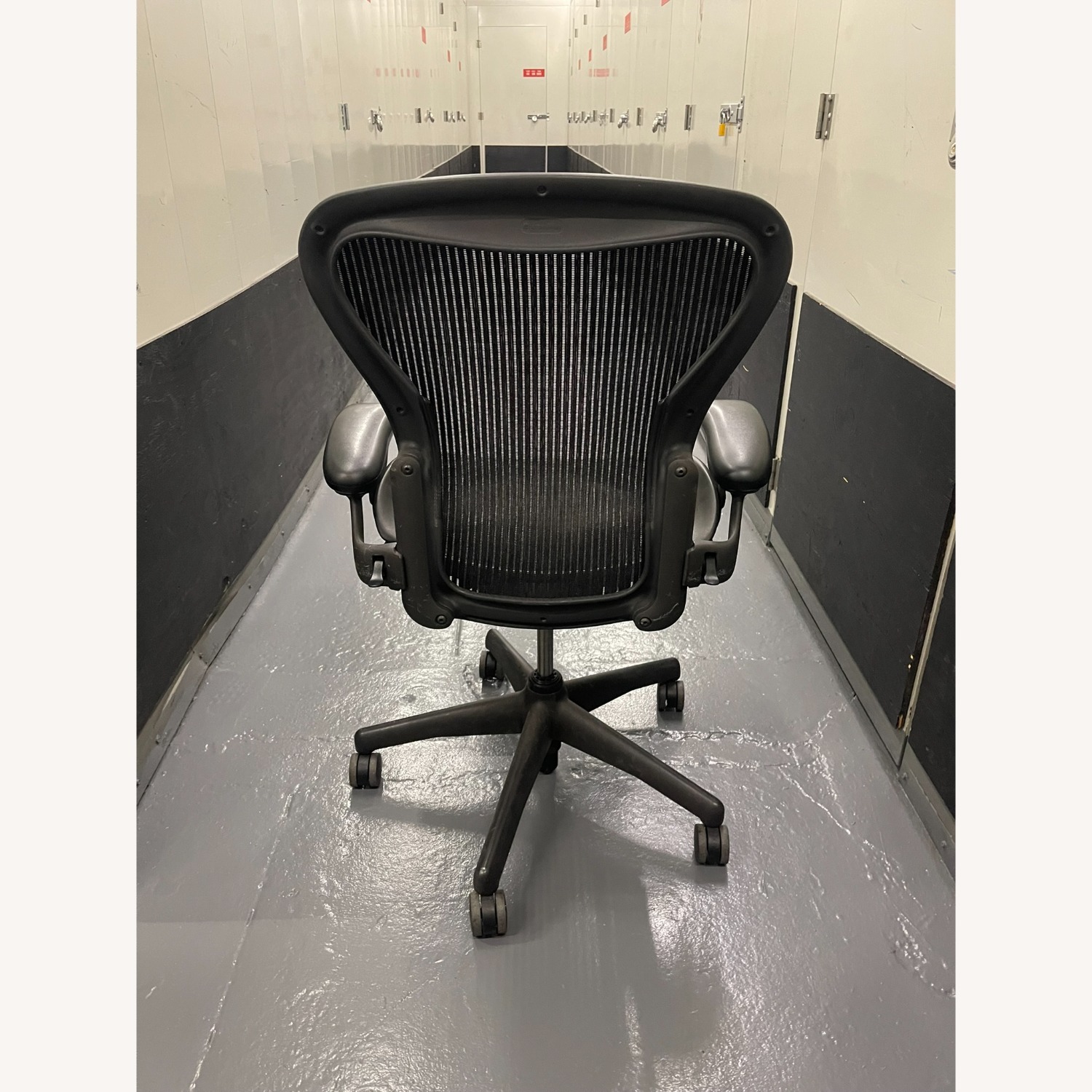 Herman Miller Aeron Office Chair - image-16