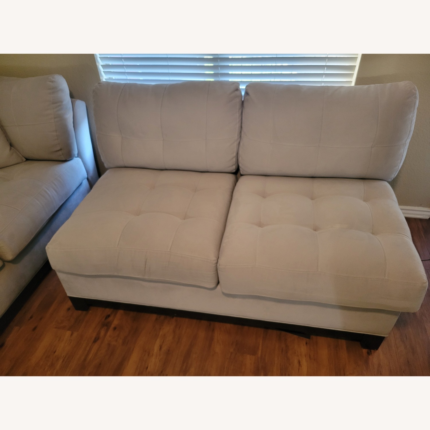 Rooms To Go Cindy Crawford Metropolis Light Gray 2 Piece Sectional - image-4