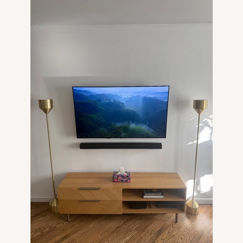 Used Article Nera Media Unit for sale on AptDeco