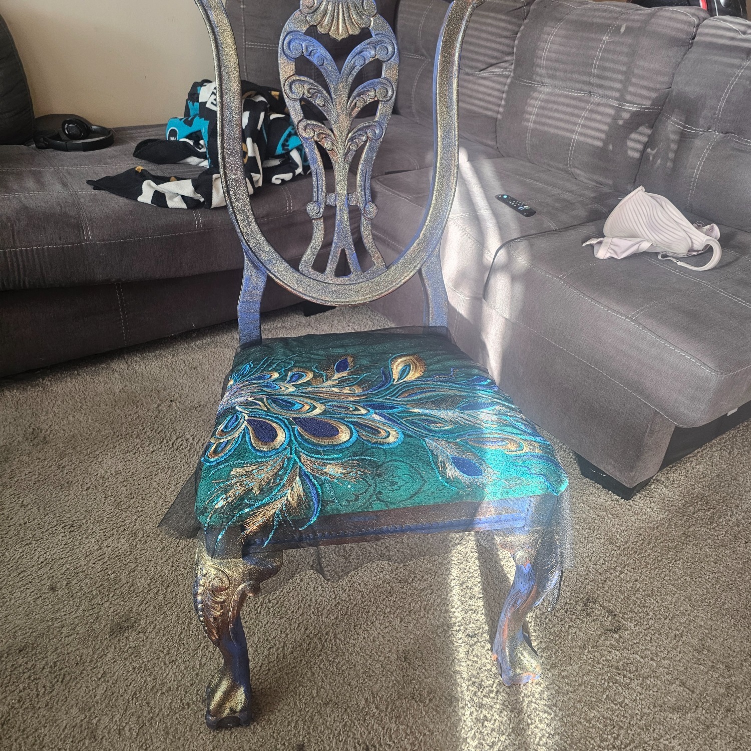 Vintage Accent Chair - image-11