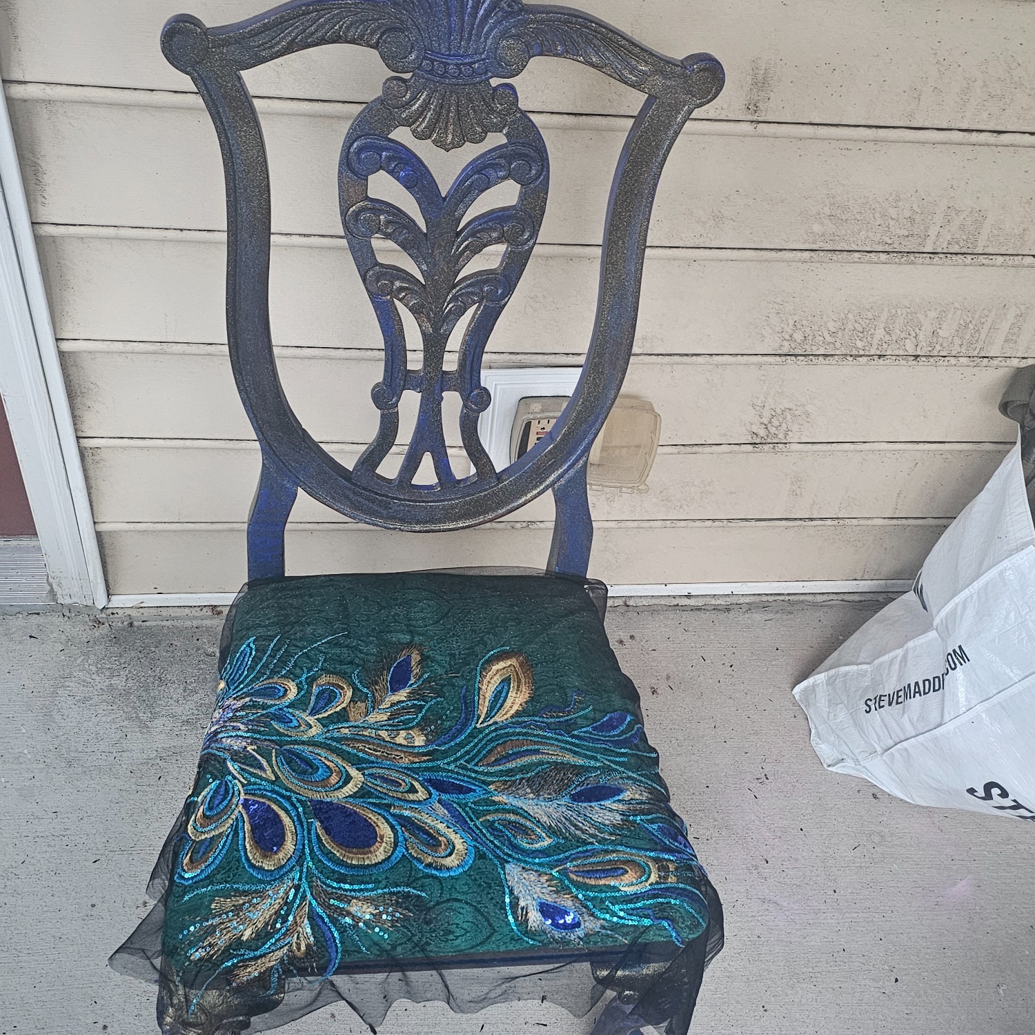 Vintage Accent Chair - image-7