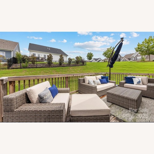Used Outdoor Patio Set  for sale on AptDeco