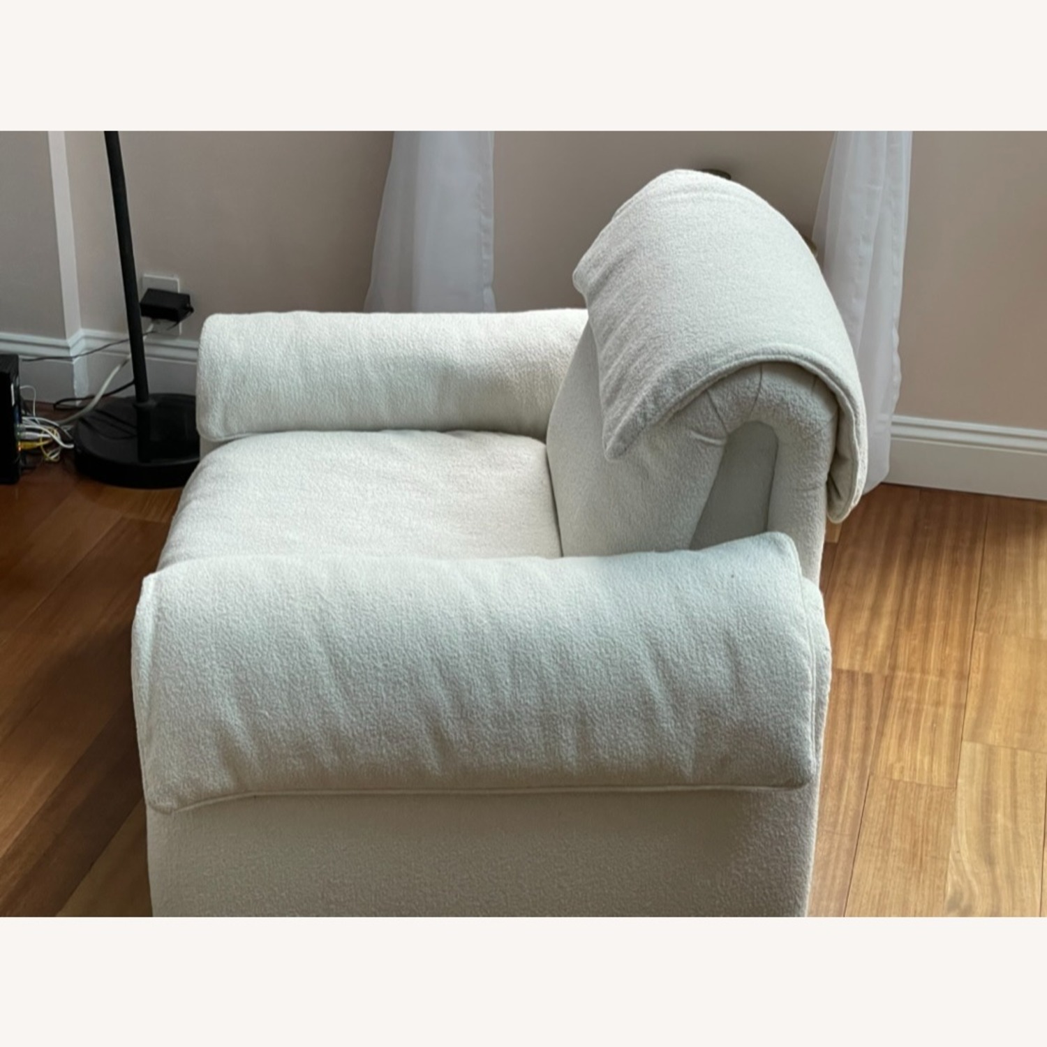 De Sede Ds-2011 White Boucle Accent Chair - image-8
