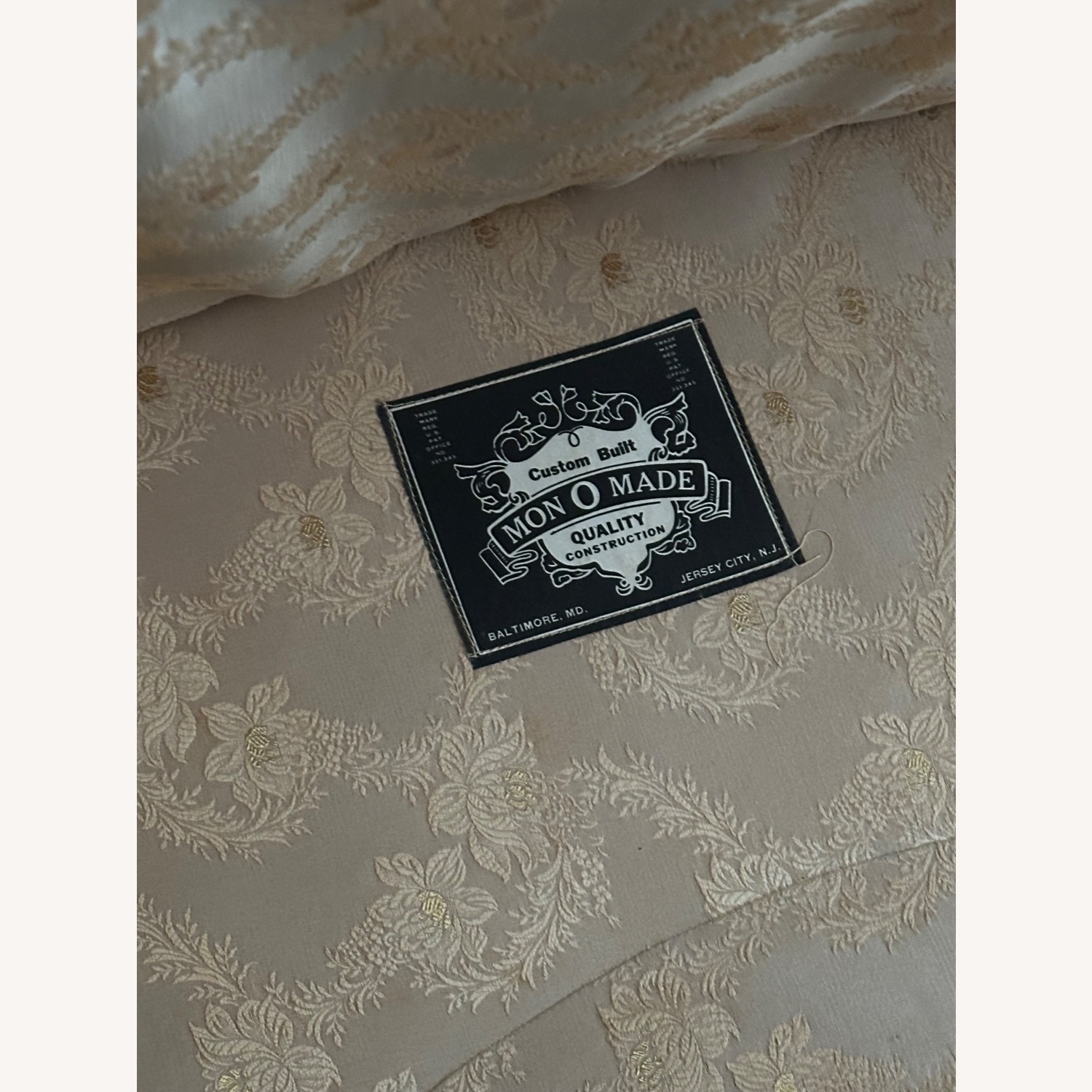 Vintage/Antique Light Brown Fabric 3+ Seater Sofa - image-10