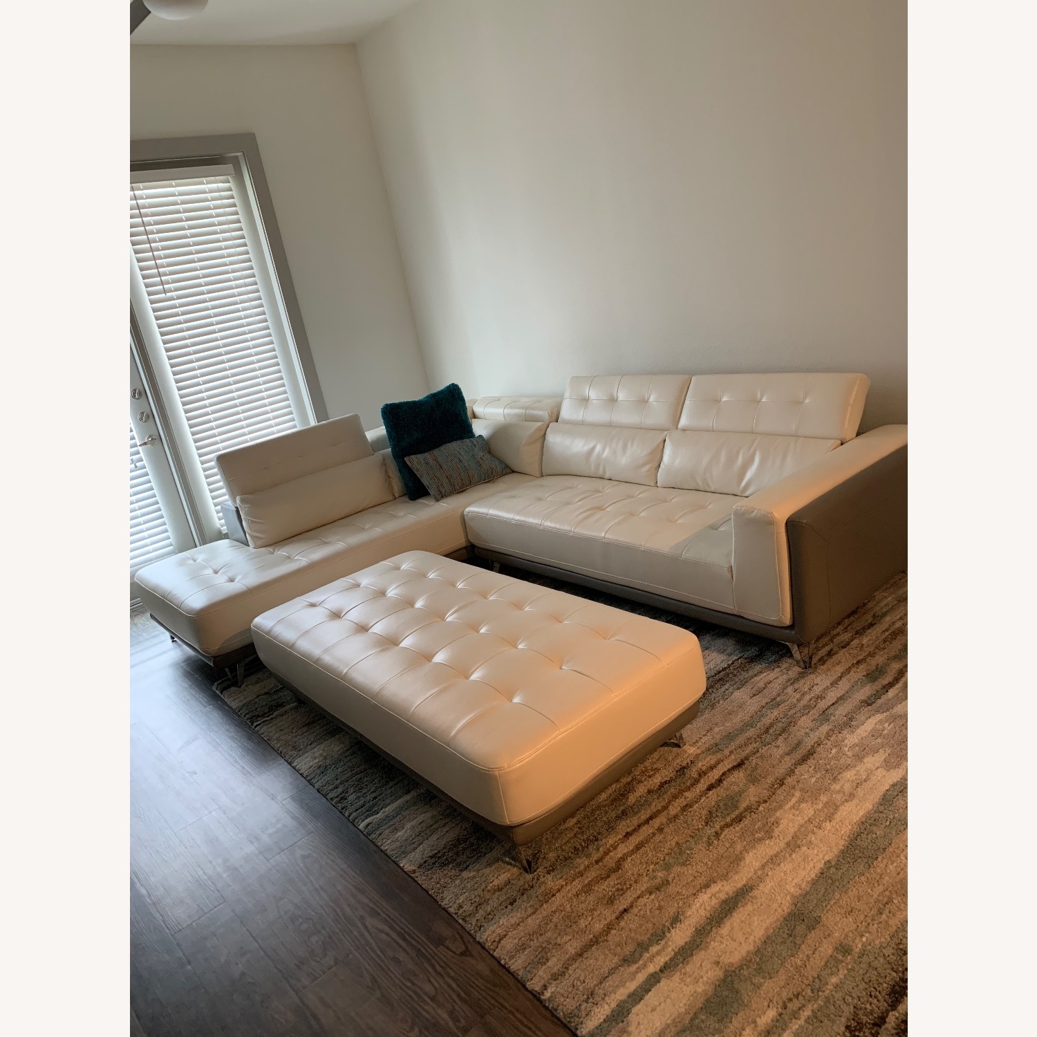 Rooms To Go Sectional - image-2