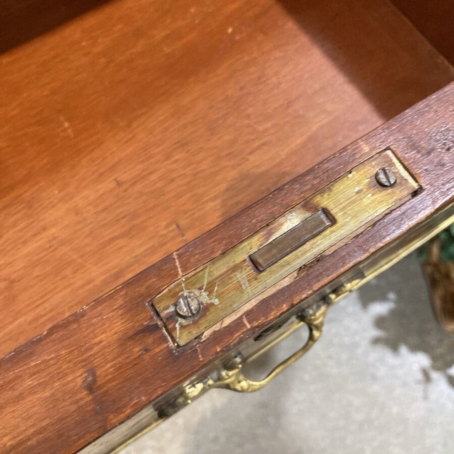 Louis XV Flat Desk - image-10