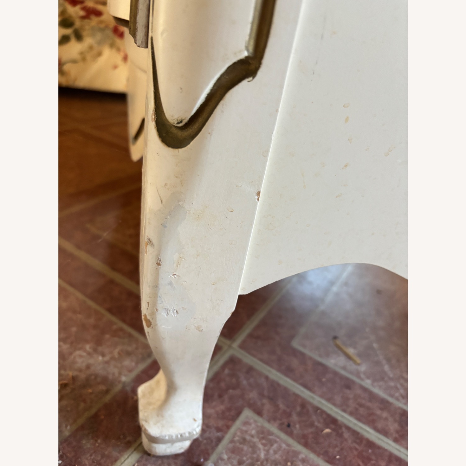 J.B. Van Sciver Co. White Dresser - image-4