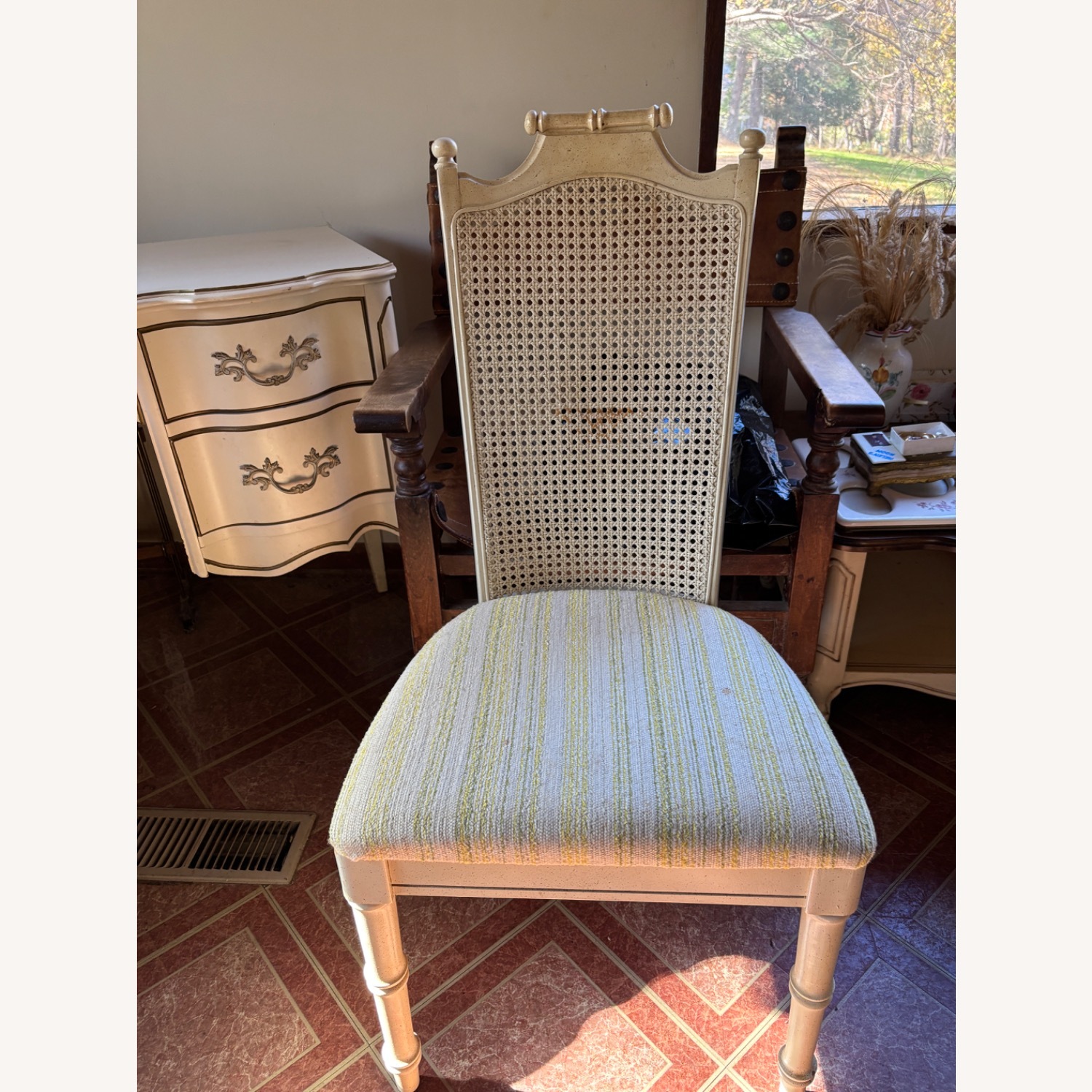 Vintage/Antique French Provincial White Desk - image-4