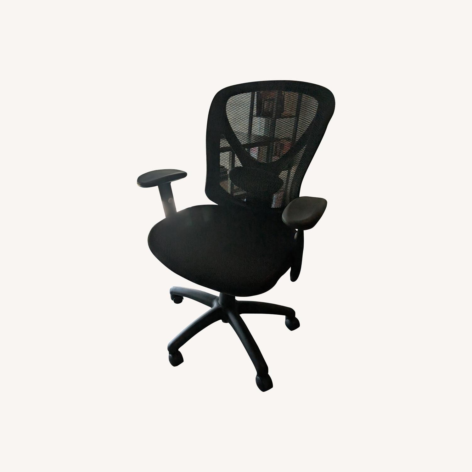 Staples Carder Ergonomic Fabric Swivel Desk Chair - image-0