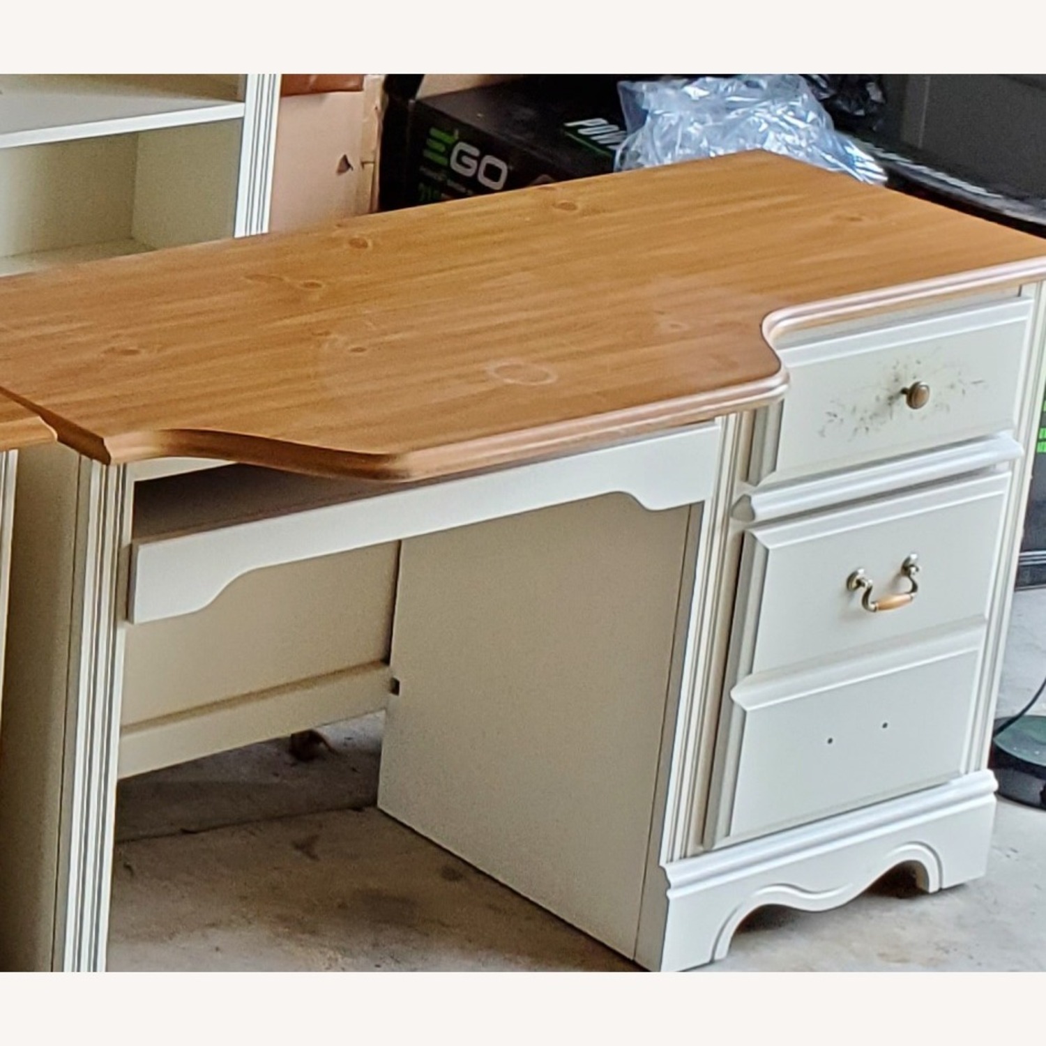 Creamy Two Toned Wood Desk - image-1