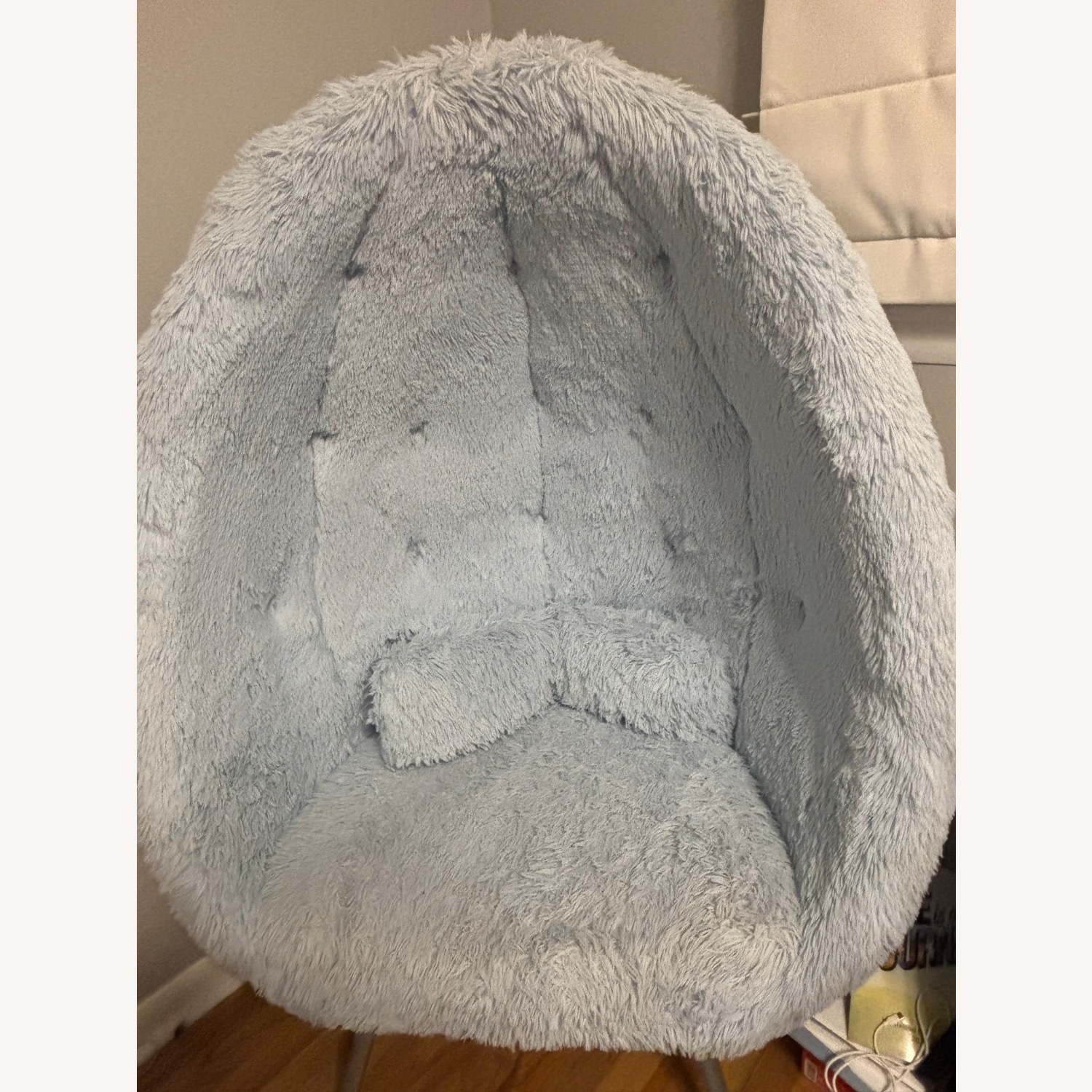 Pottery Barn Teen Furry Cave Chair - image-4