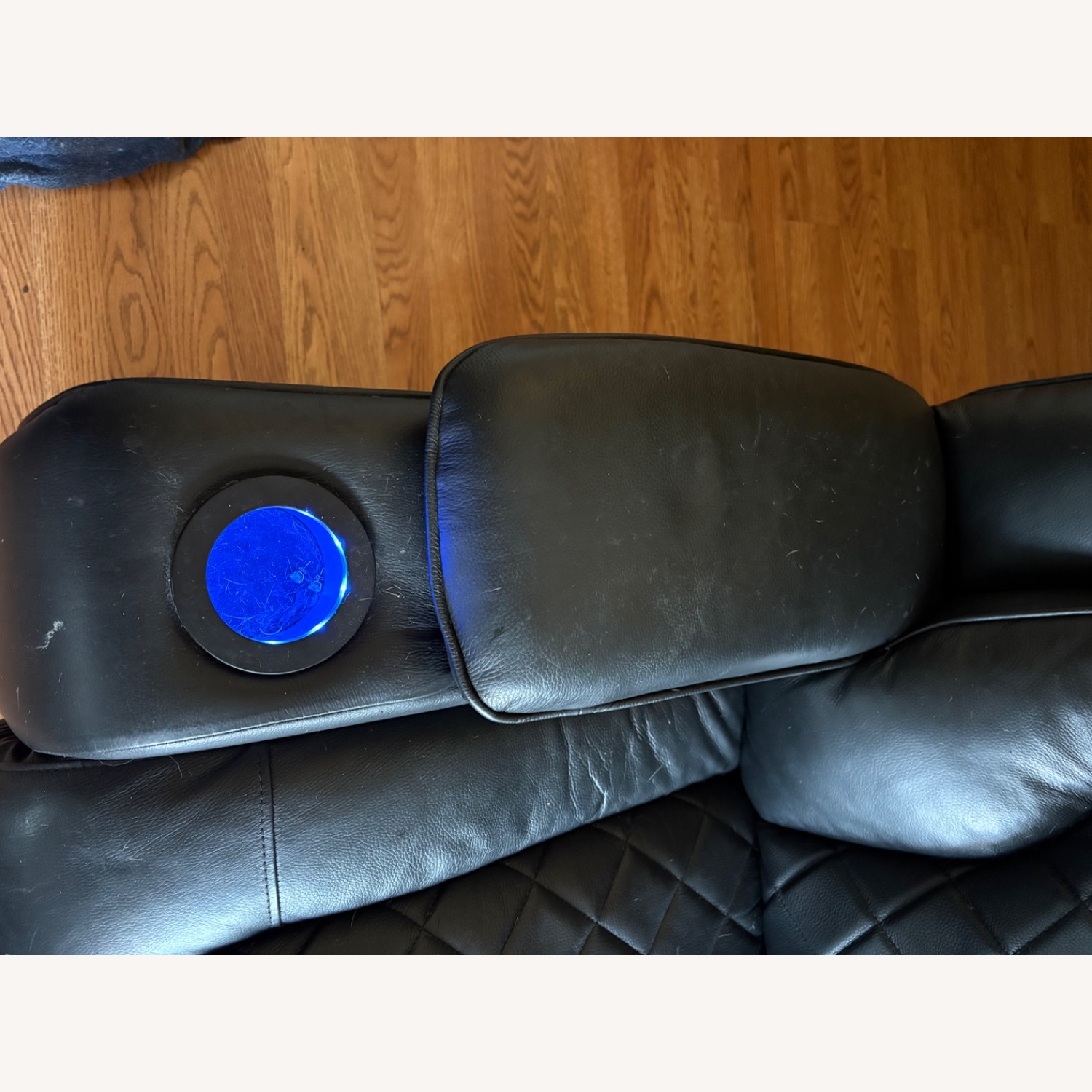 Bob’s Furniture Leather Reclining Sofa - image-4