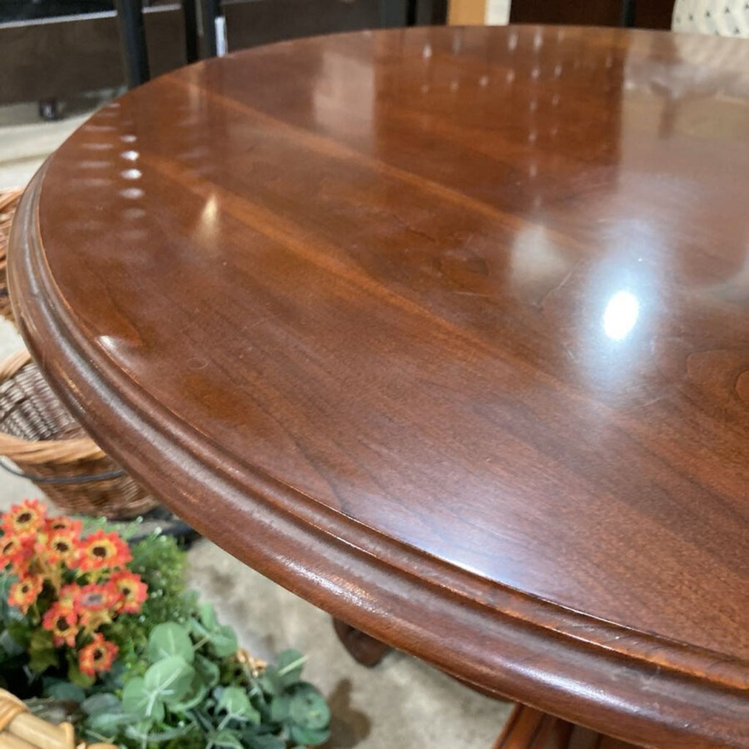 Ethan Allen Regent's Park Round Side Table - image-5