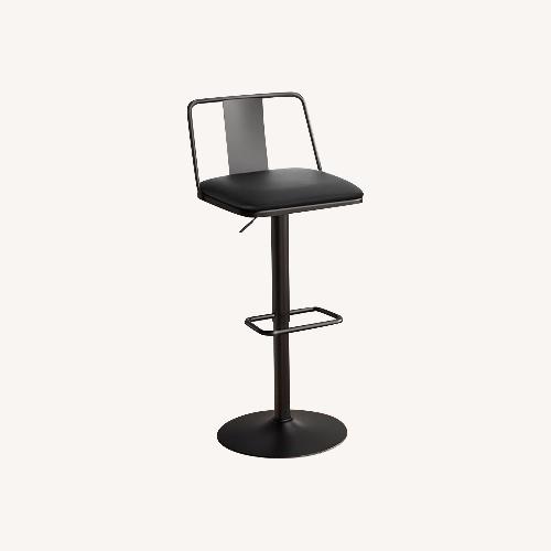 Used Raynesys Bar Stool Chairs for sale on AptDeco